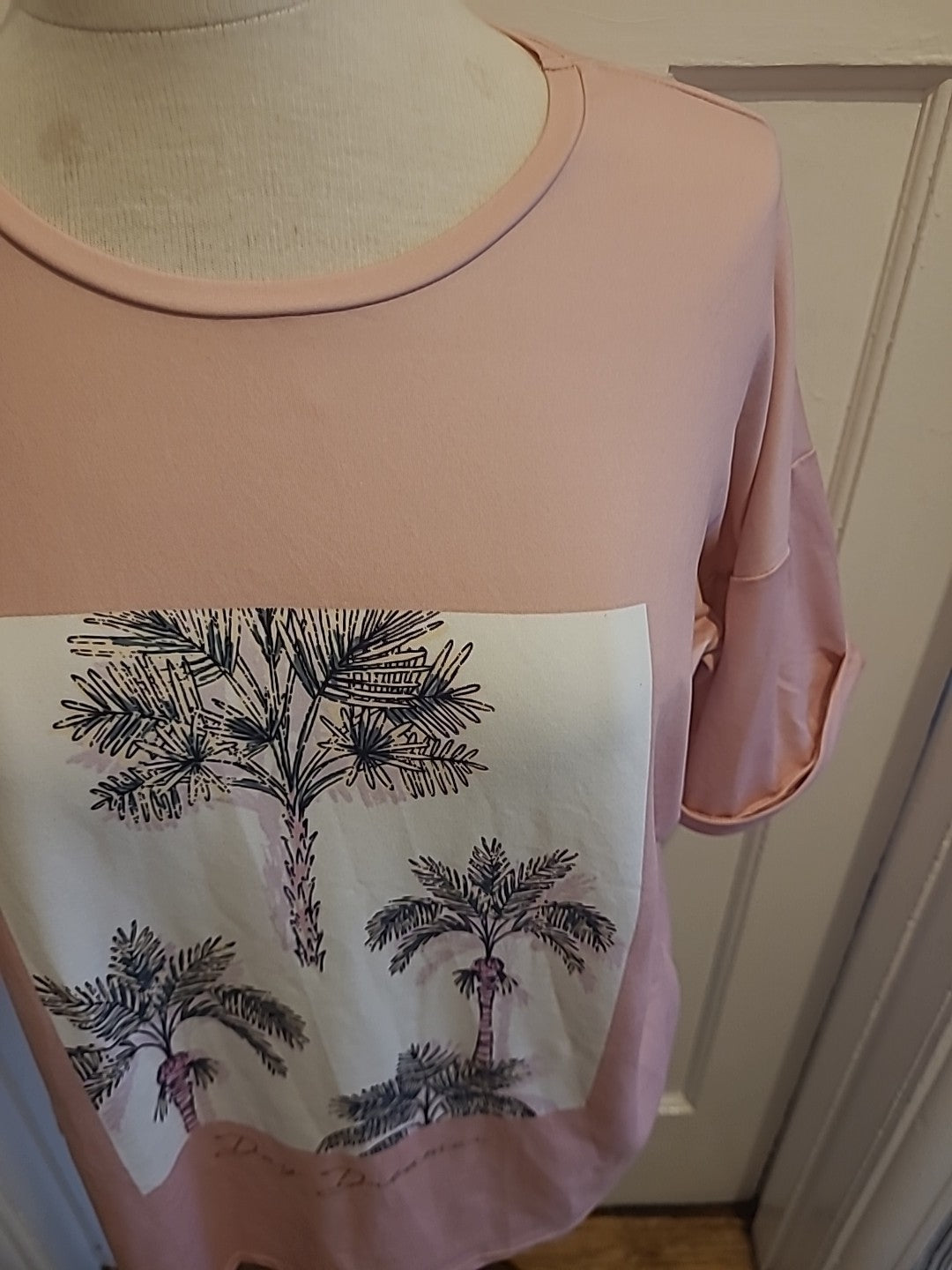 Ladies Day Dreams Size 8-10 Pink Short Sleeved Pyjama Top