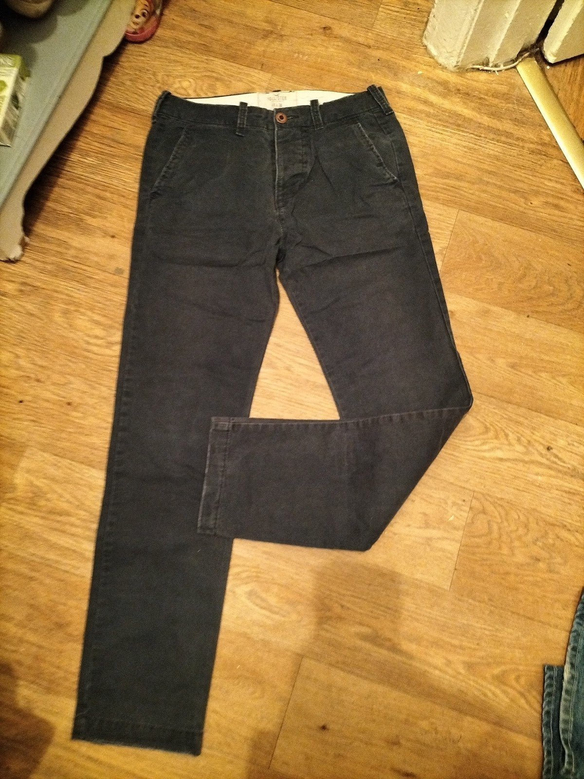 Mens Hollister Size 28/30 Navy Trousers Chino