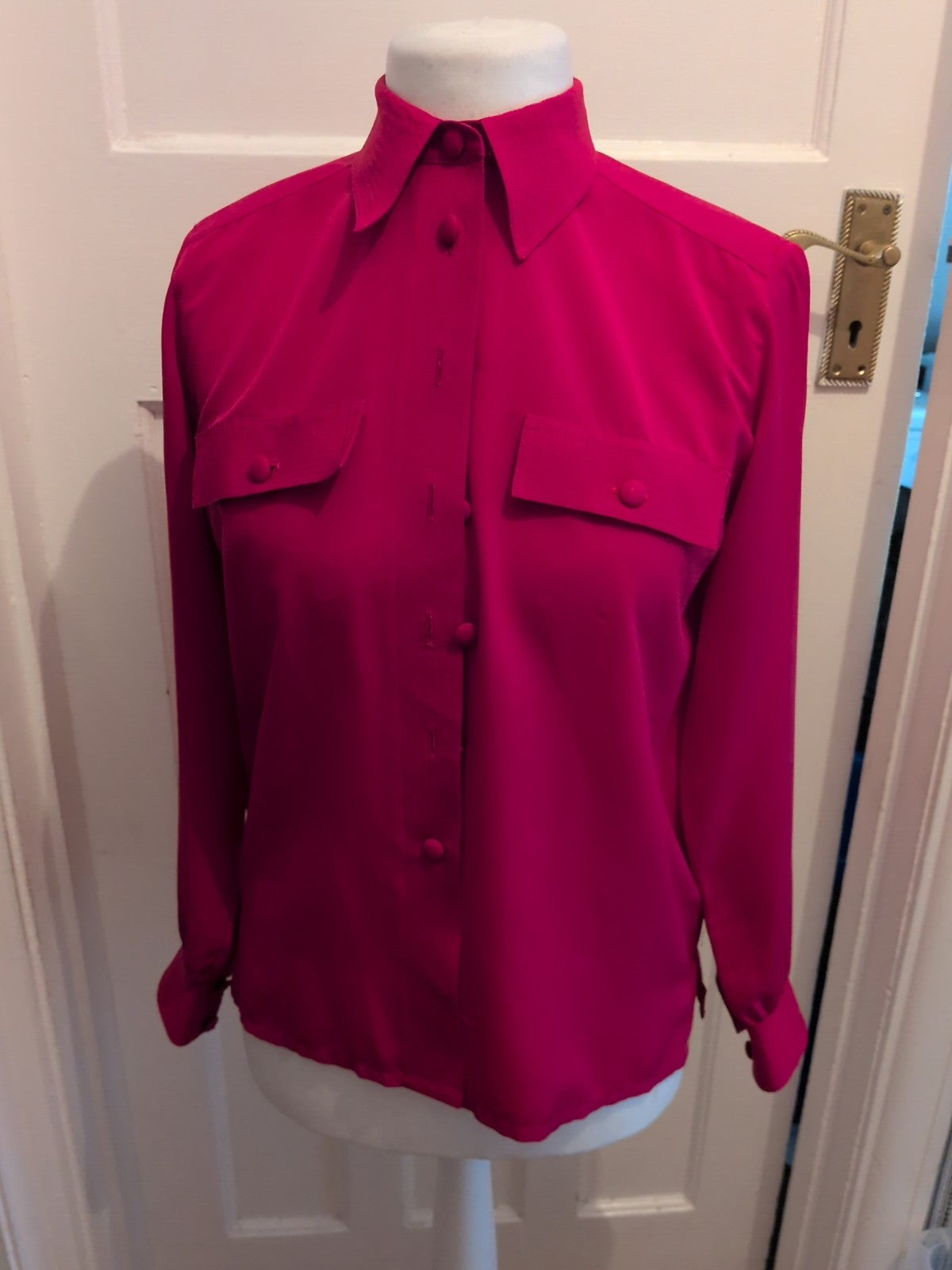Country Casuals Small Deep Pink Long Sleeve Collared Blouse