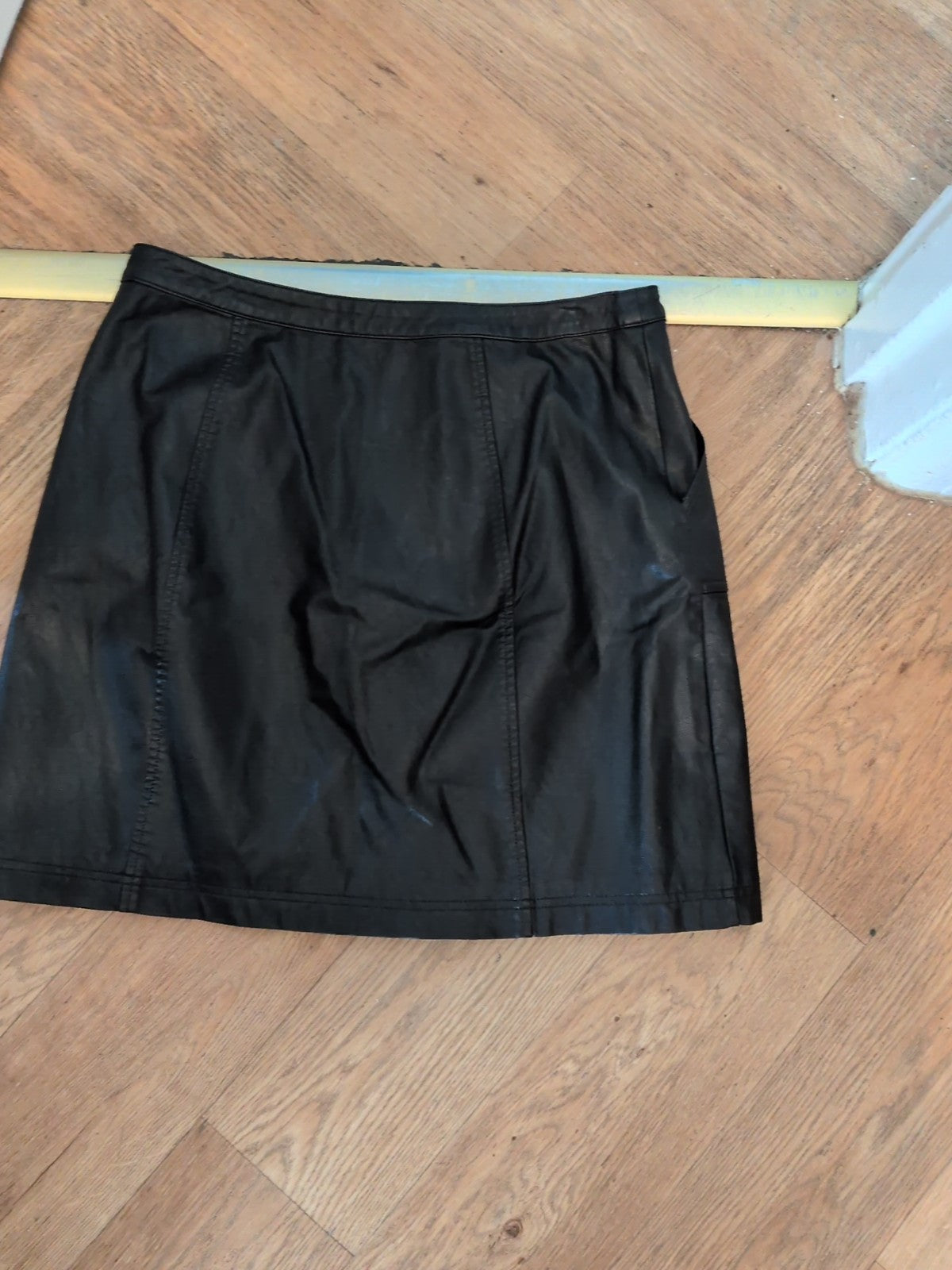 F&F 12 Black Pleather Front Zip Skirt