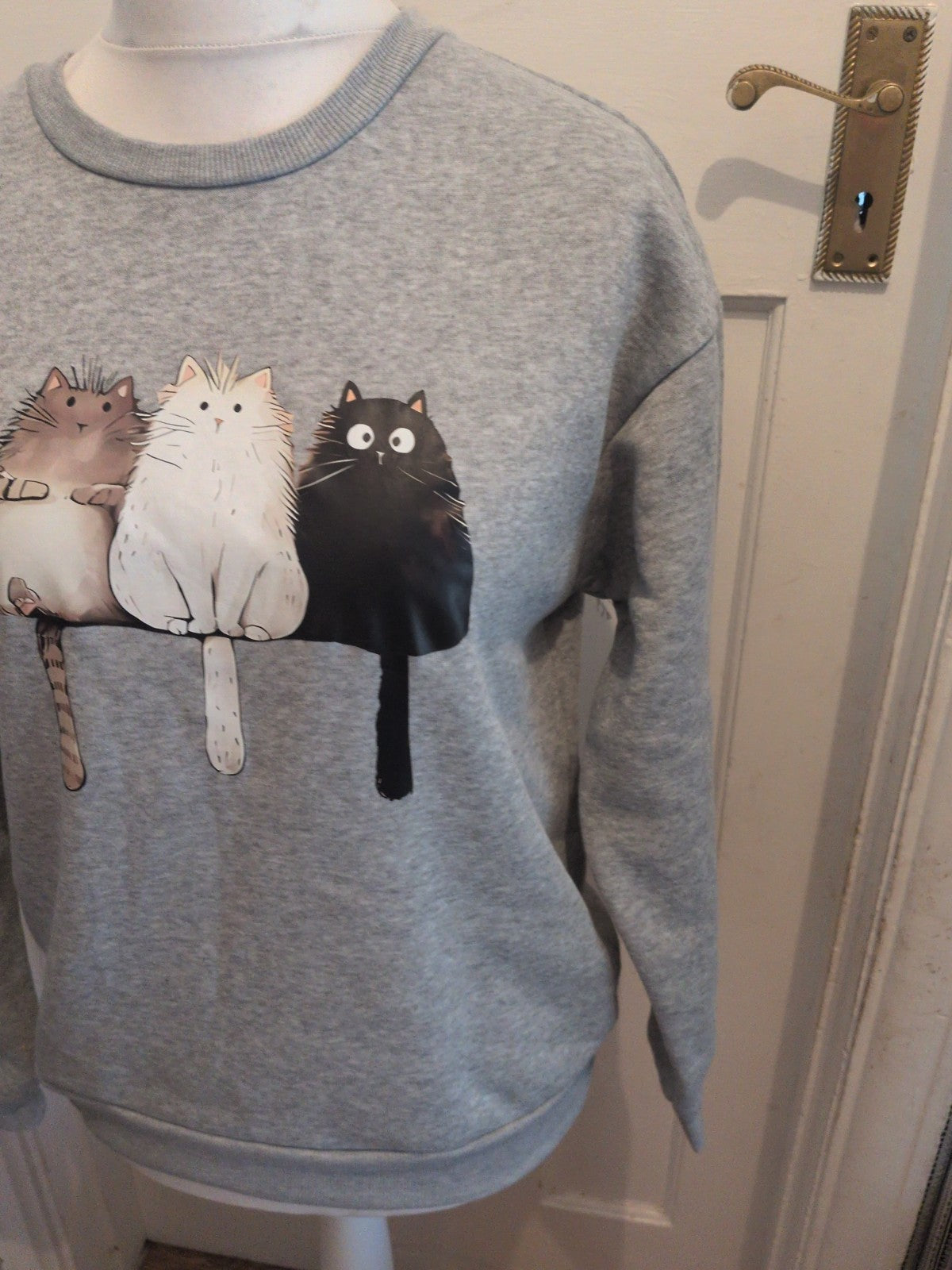 Ladies Size Medium Grey Cat Pattern Long Sleeve Sweatshirt Jumper