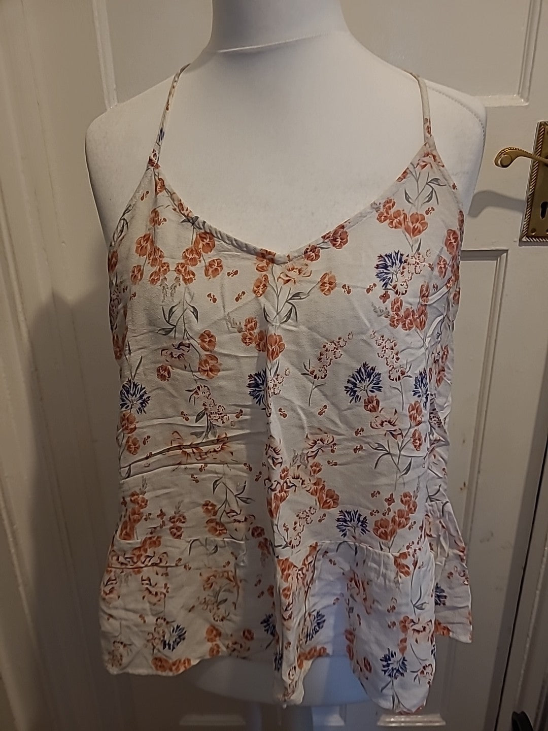 Ladies New look Size 14 White Floral Strappy Vest Top