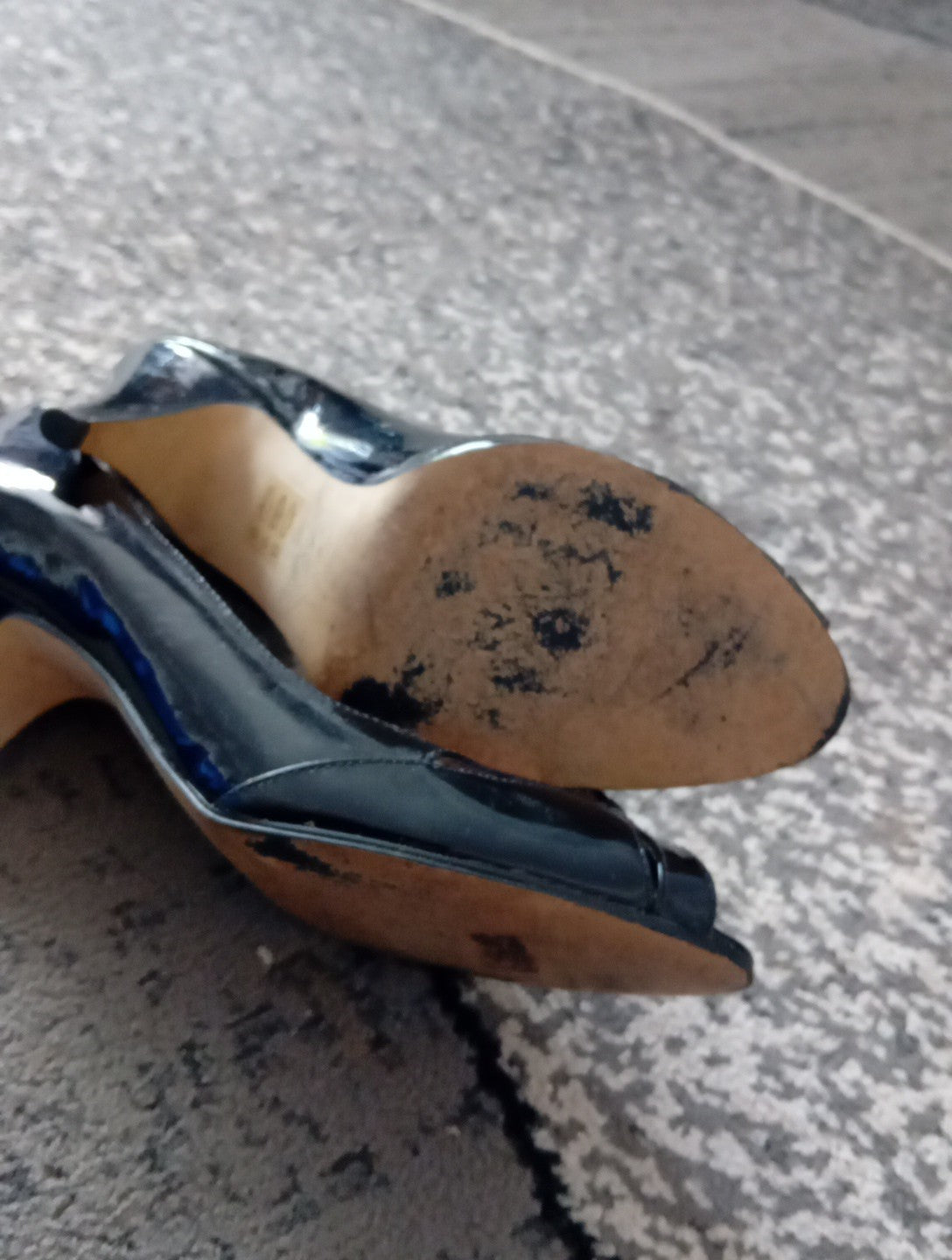 Ladies Carvela Open Toed Black Heeled Shoes Size 37 FREE DELIVERY