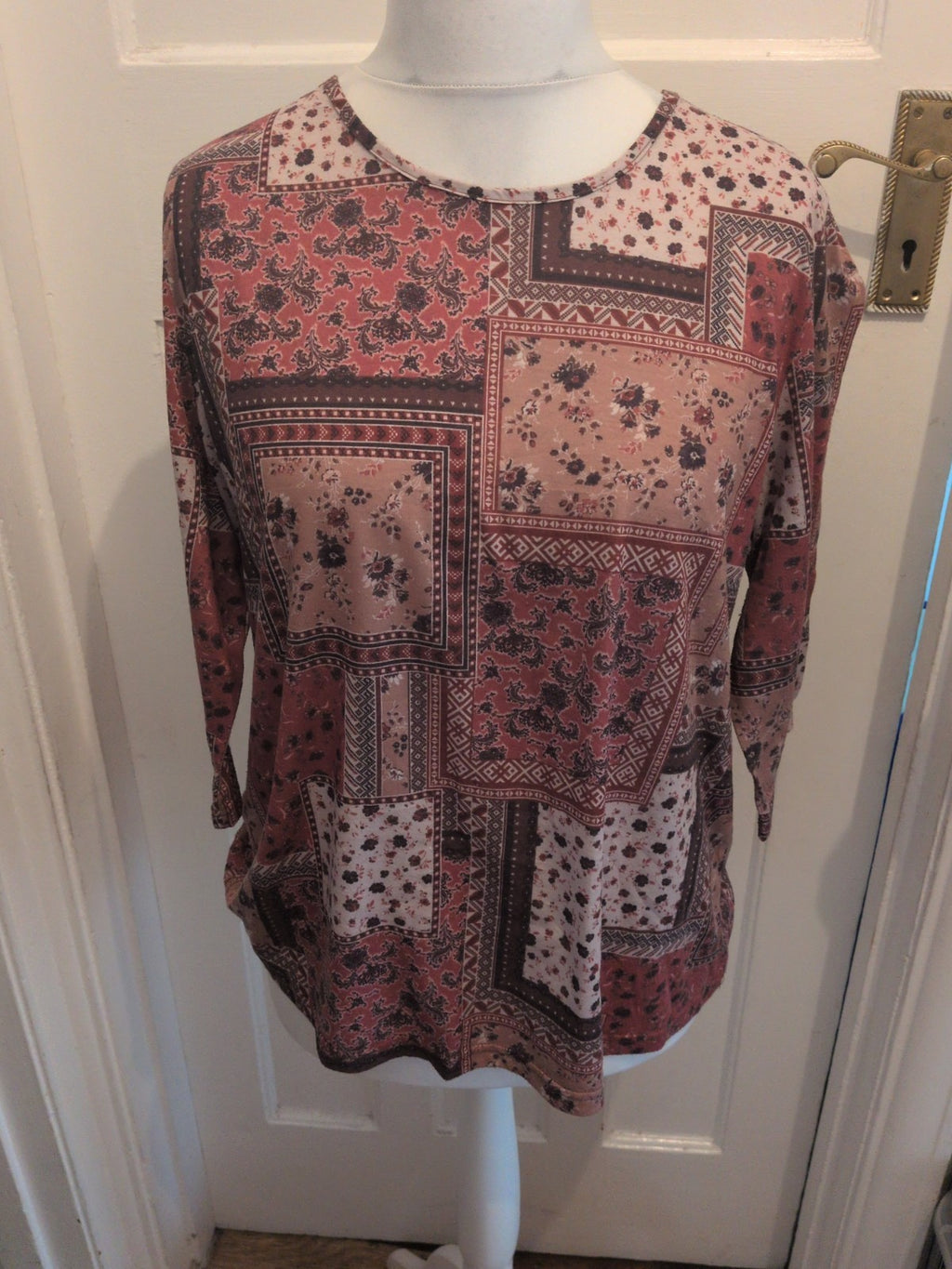 20 Multicoloured Aztec Pattern Long Sleeve Blouse
