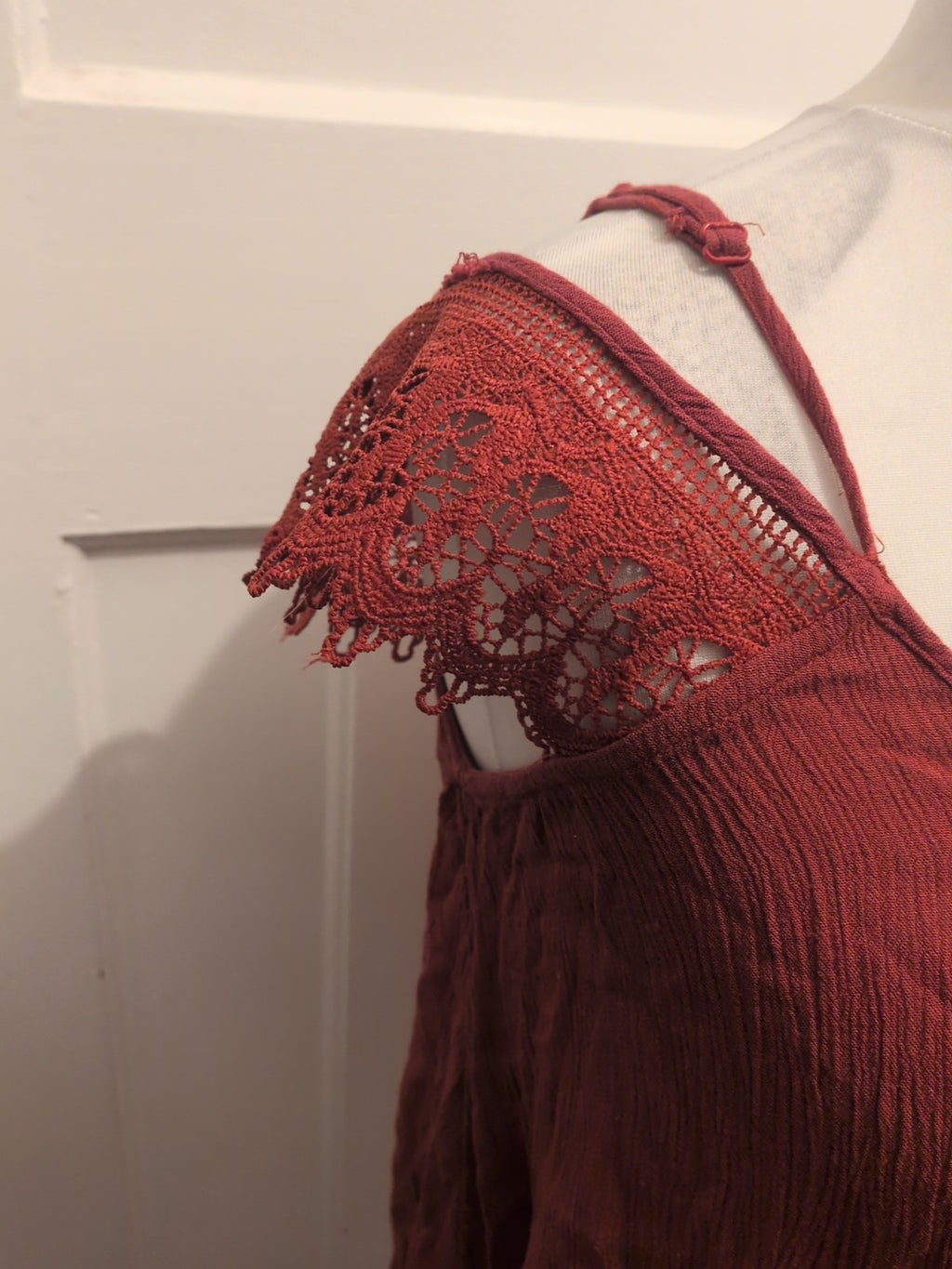 Ladies Primark Size 10 Burgundy Detail Shoulder Blouse