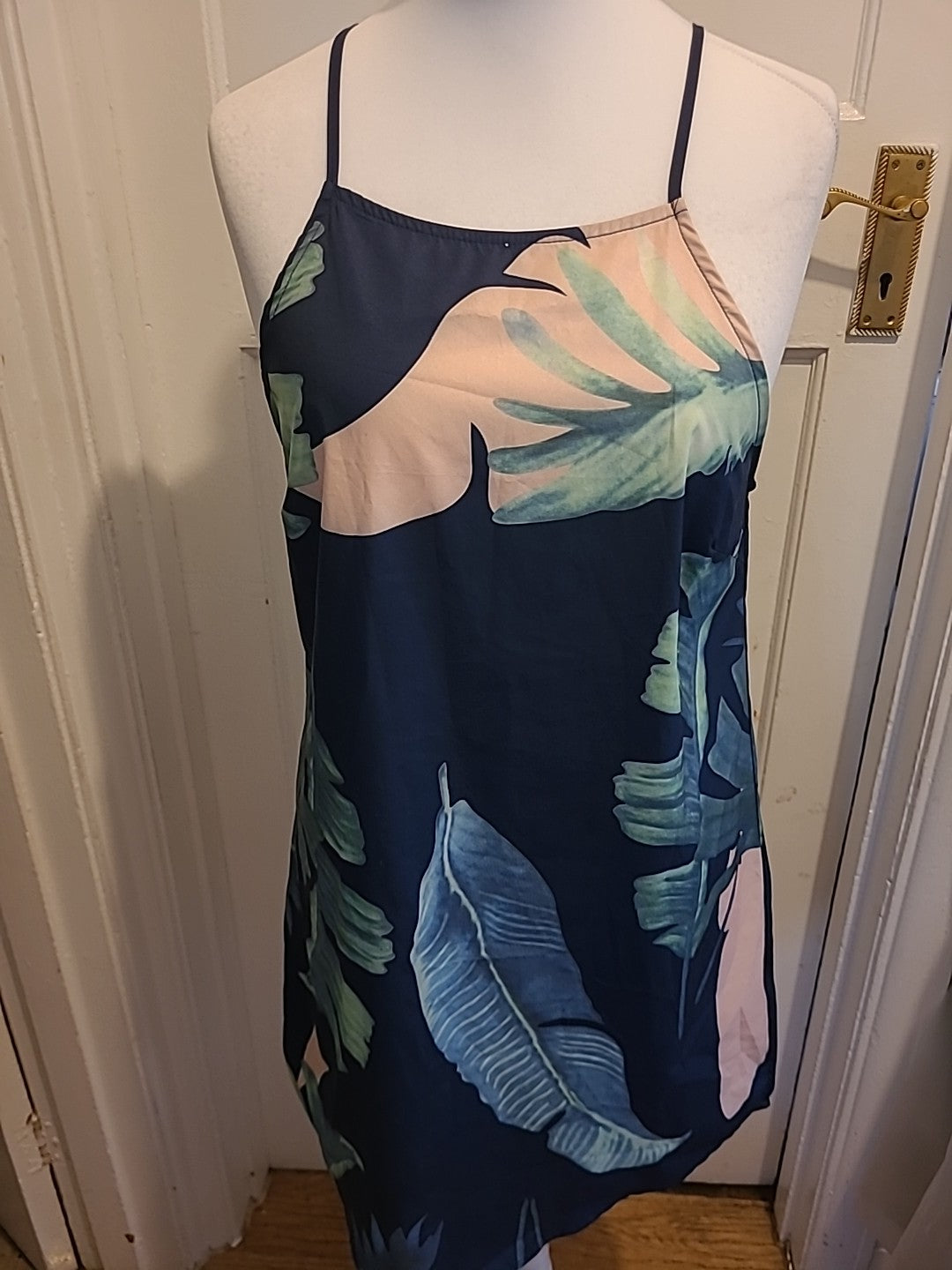 Ladies Blooming Jelly Size Large Navy Floral Sleeveless Dress