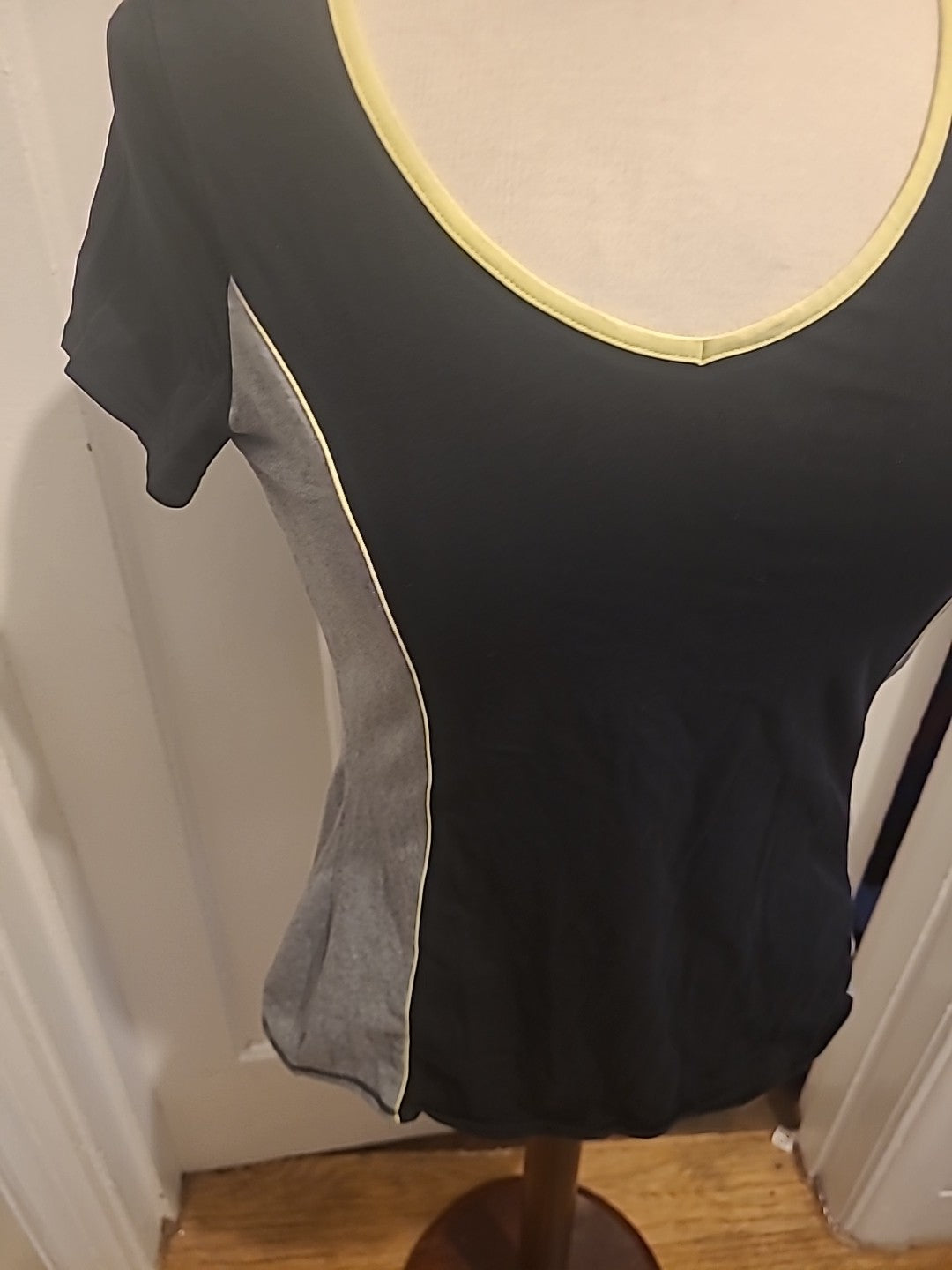 Ladies Marks And Spencer Fitness Size 12 Black Grey Short Sleeved Tshirt