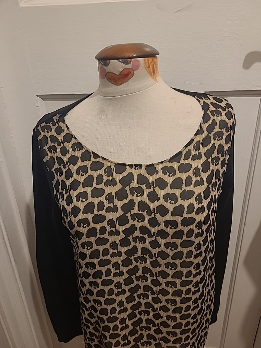 Ladies F&F Size 14 Leopard Print Long Sleeved Tshirt