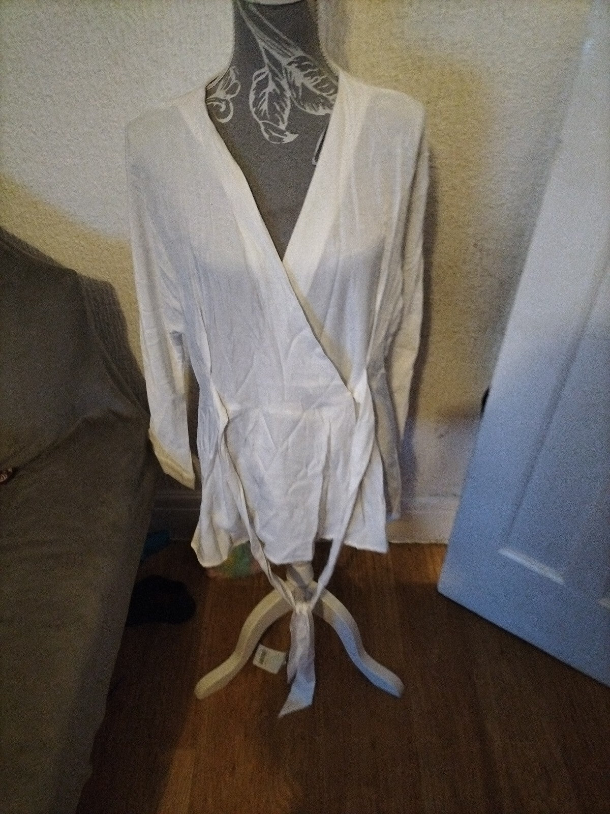 Ladies Miss Sparrow Size Small White Long Sleeved Blouse