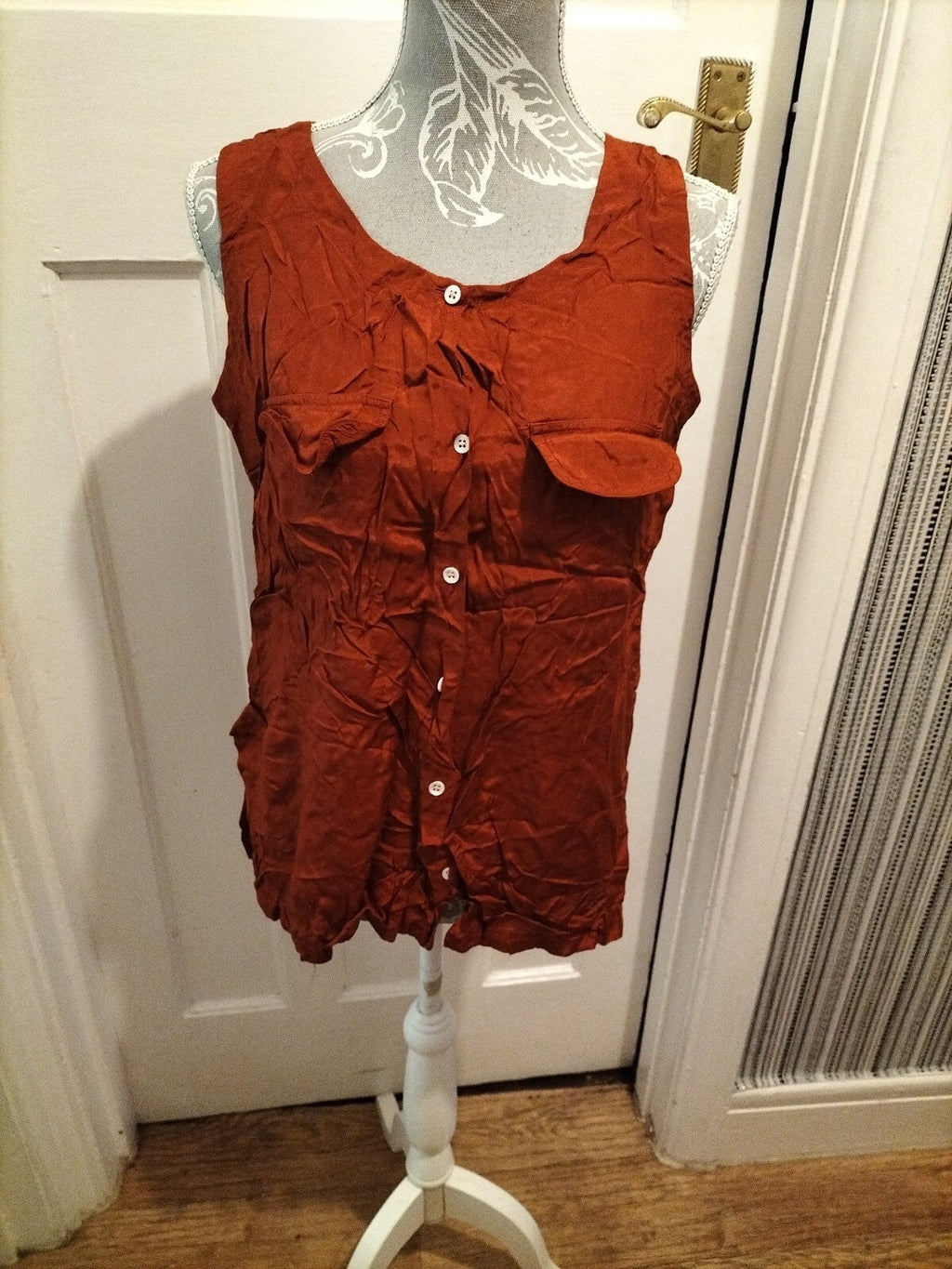 Ladies Look East Size Small Burnt Orange Sleeveless Blouse