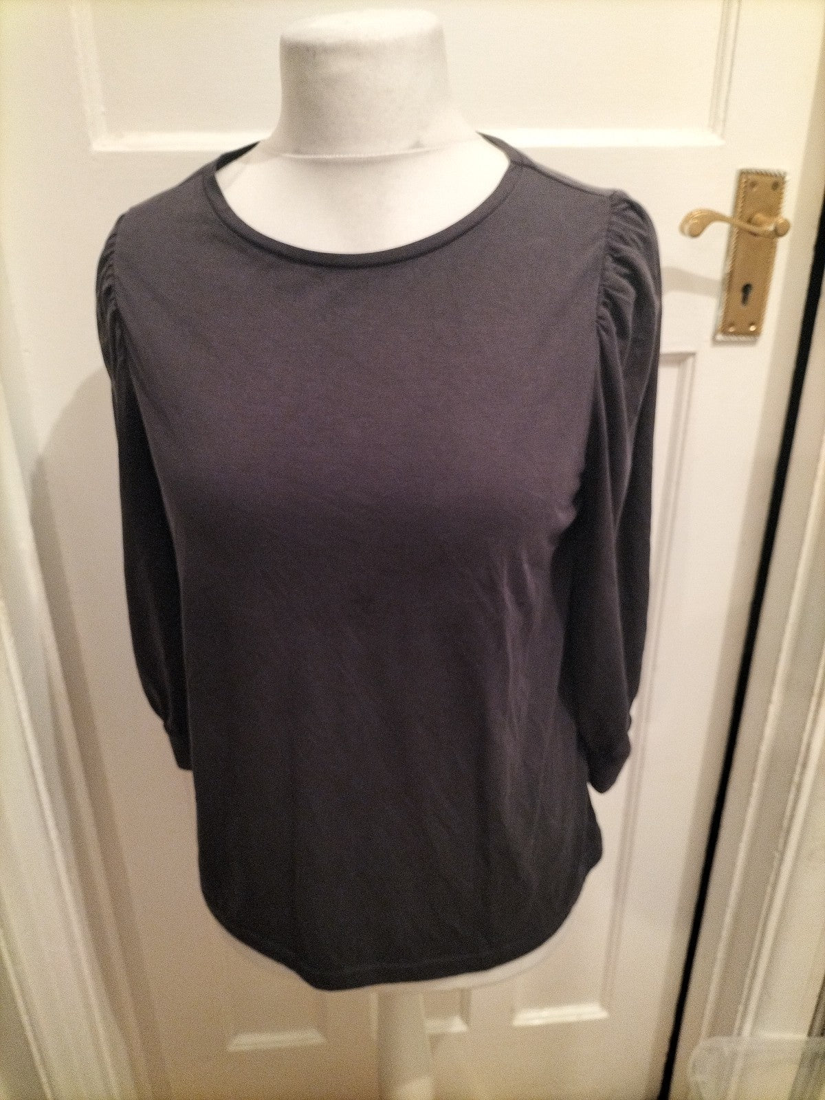 Ladies Saint Tropez Size Small Navy Long Sleeved Blouse