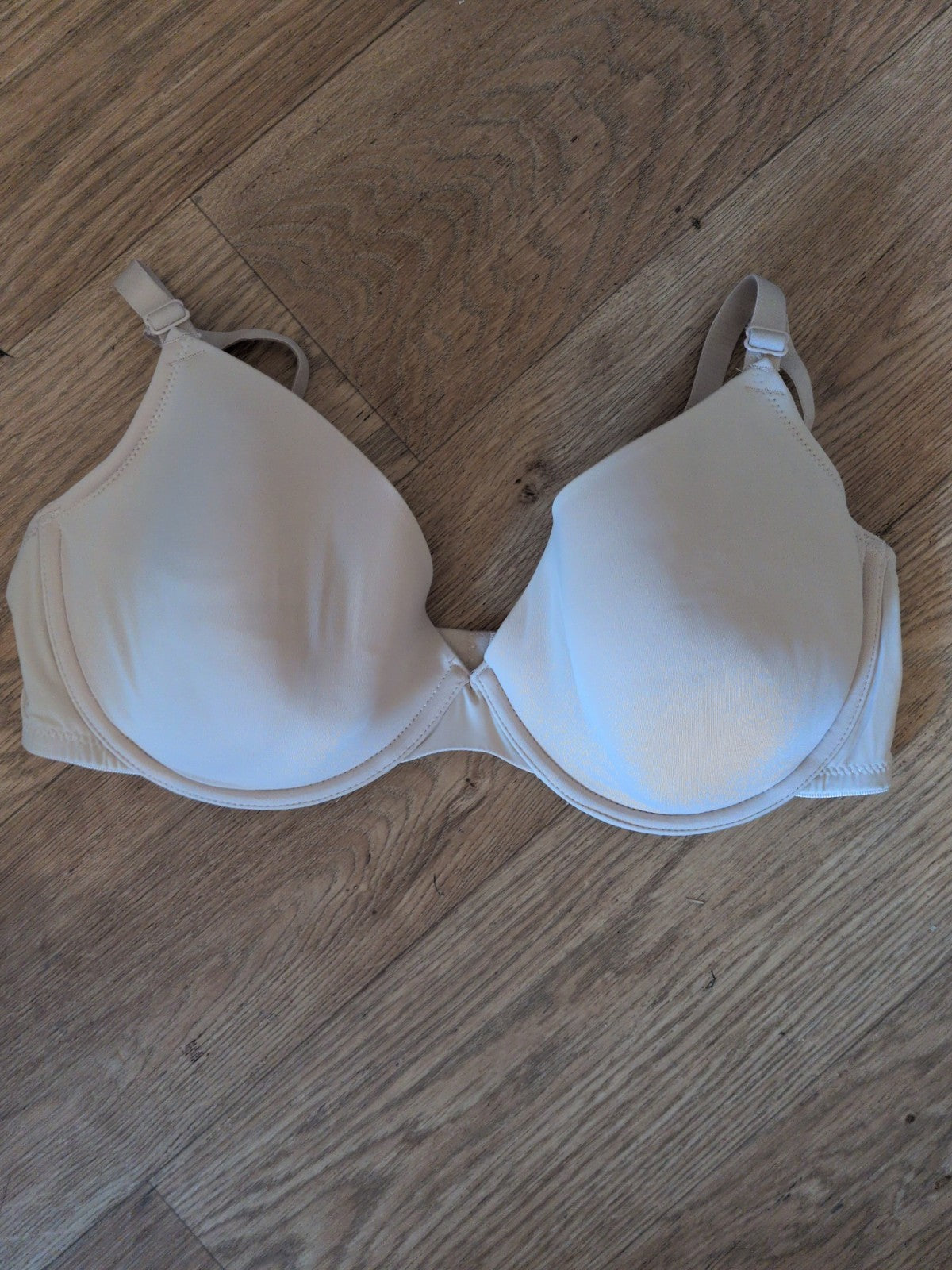 Tu 36c Nude Padded And Wired Bra