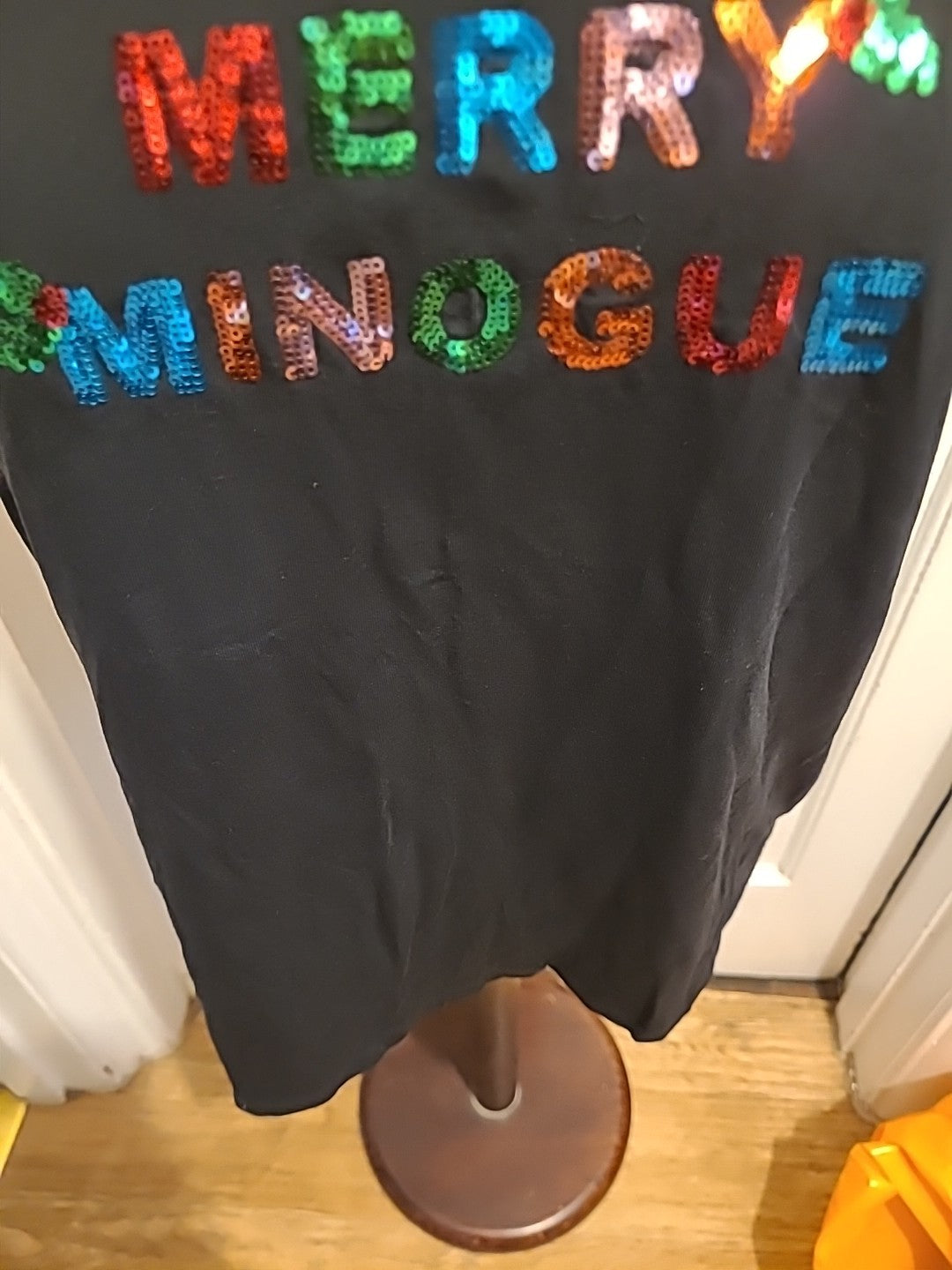 Ladies Danii Minogue Petites Medium Black Xmas Sequin Short Sleeved Tshirt