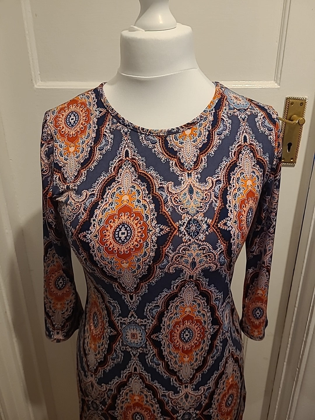 Ladies Peacocks Size 10 Long Sleeve Multi Color Dress