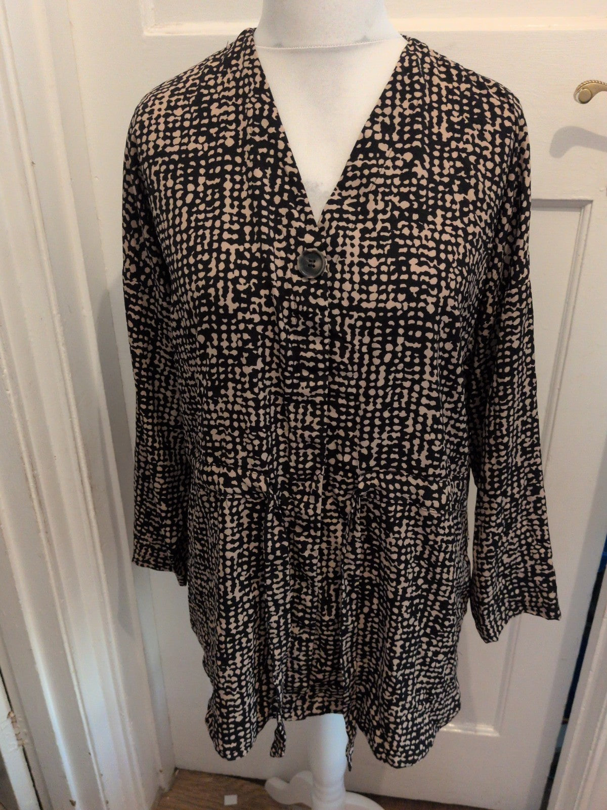 Primark 16 Brown And Beige Long Sleeve Blouse