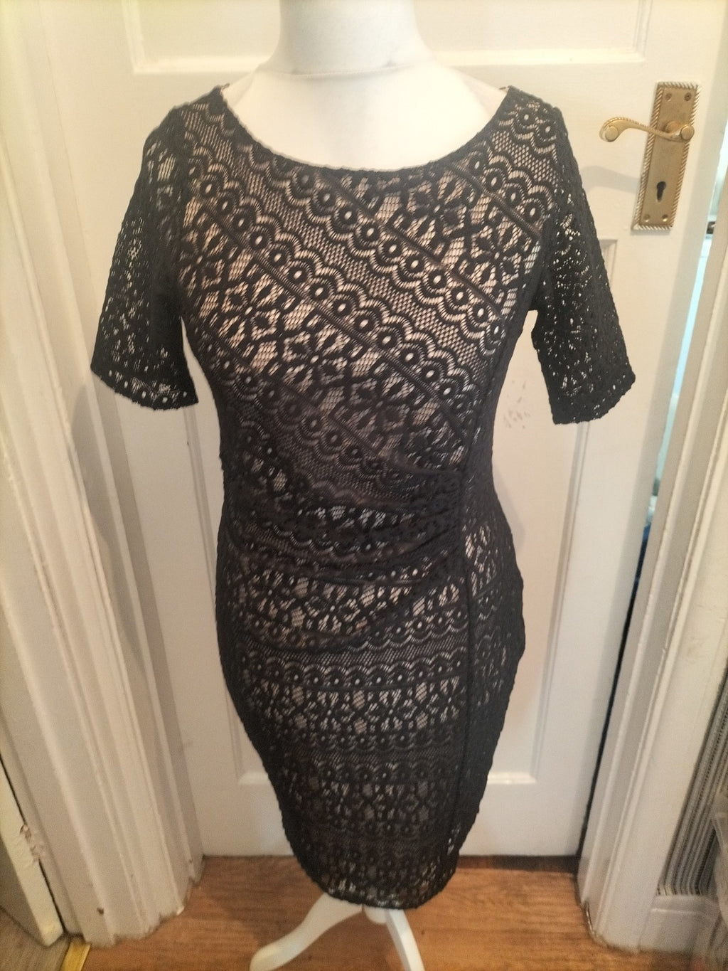 Ladies Mark And Spencer Size 12 Black Lace Lined Short Sleeve Dress