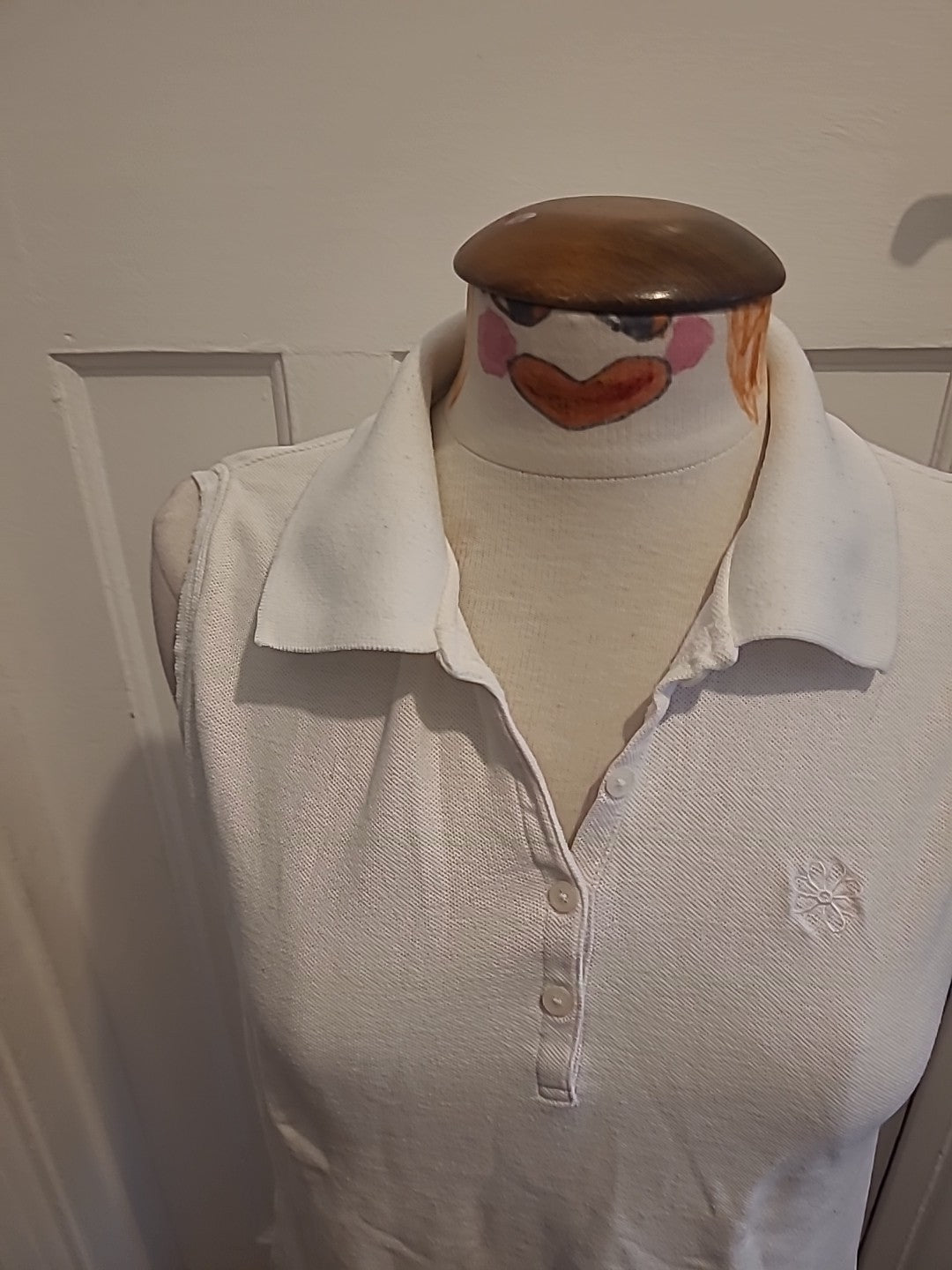 Mens AW Golf Size Medium White Sleeveless Polo