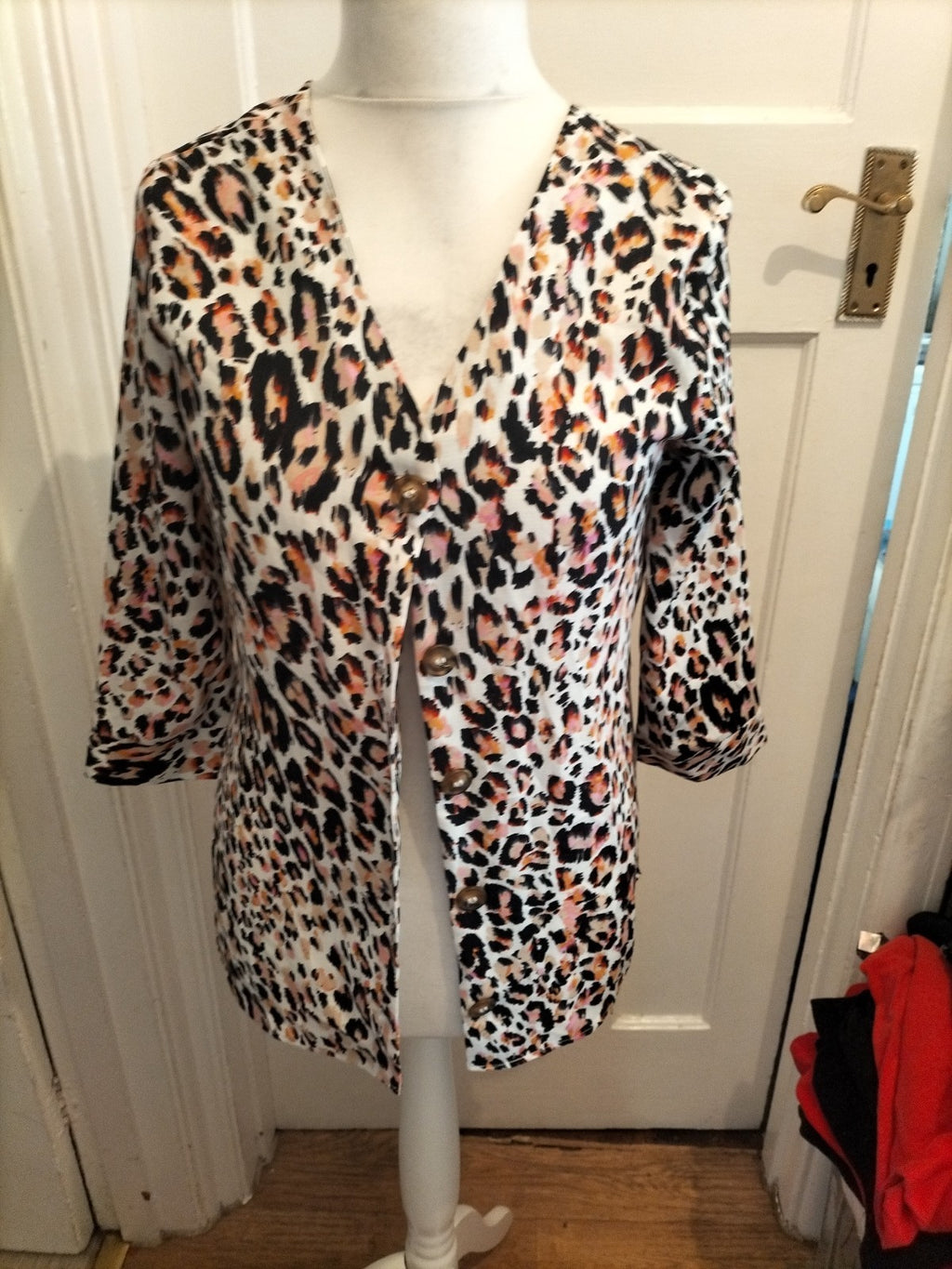 Ladies Peacocks Size 10 Multicoloured Animal Print Blouse Long Sleeved