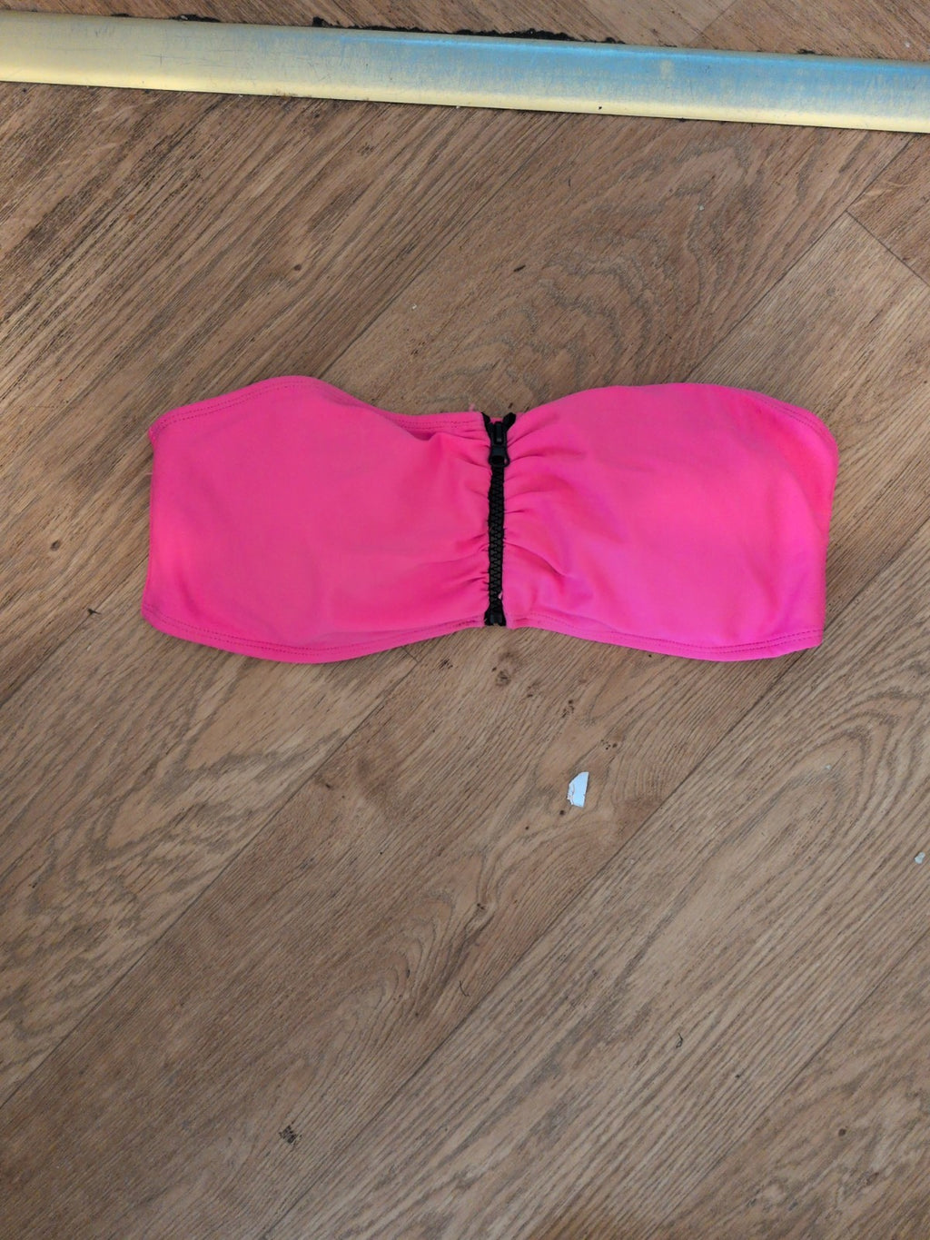14 Pink And Black Bikini Bra Zipped Middle