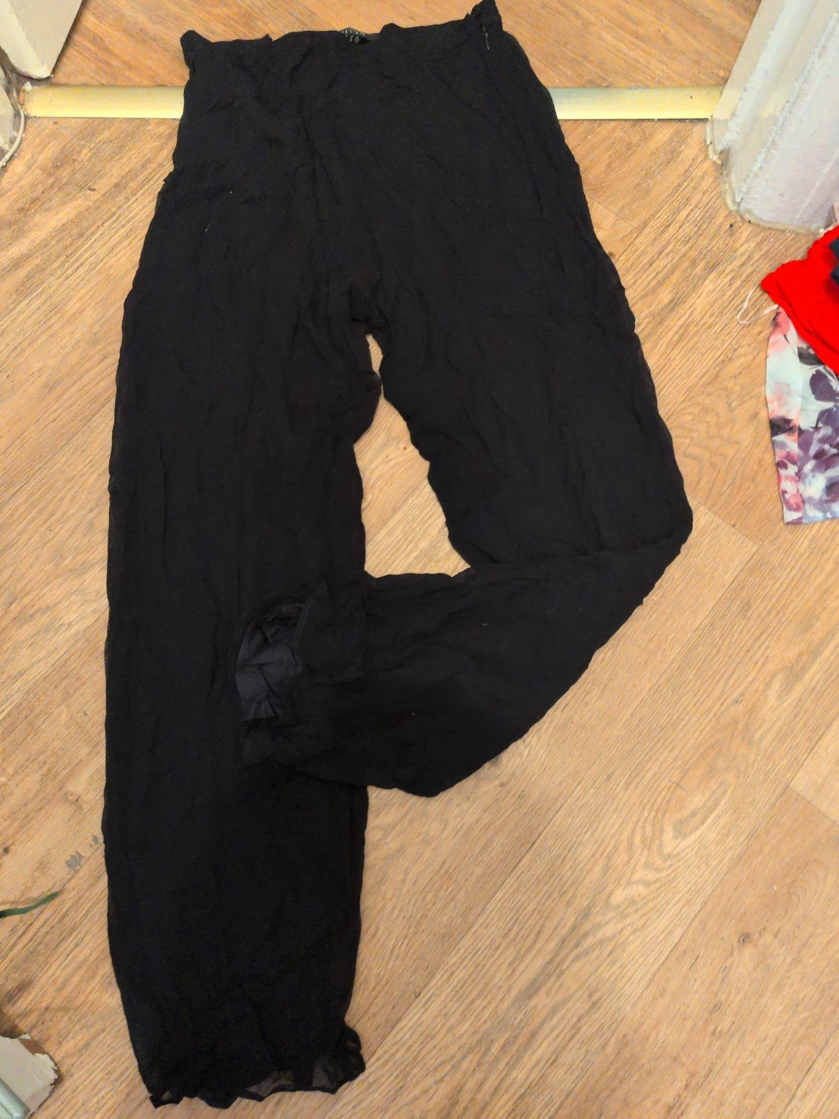 Nitya Large Black Lined Trousers