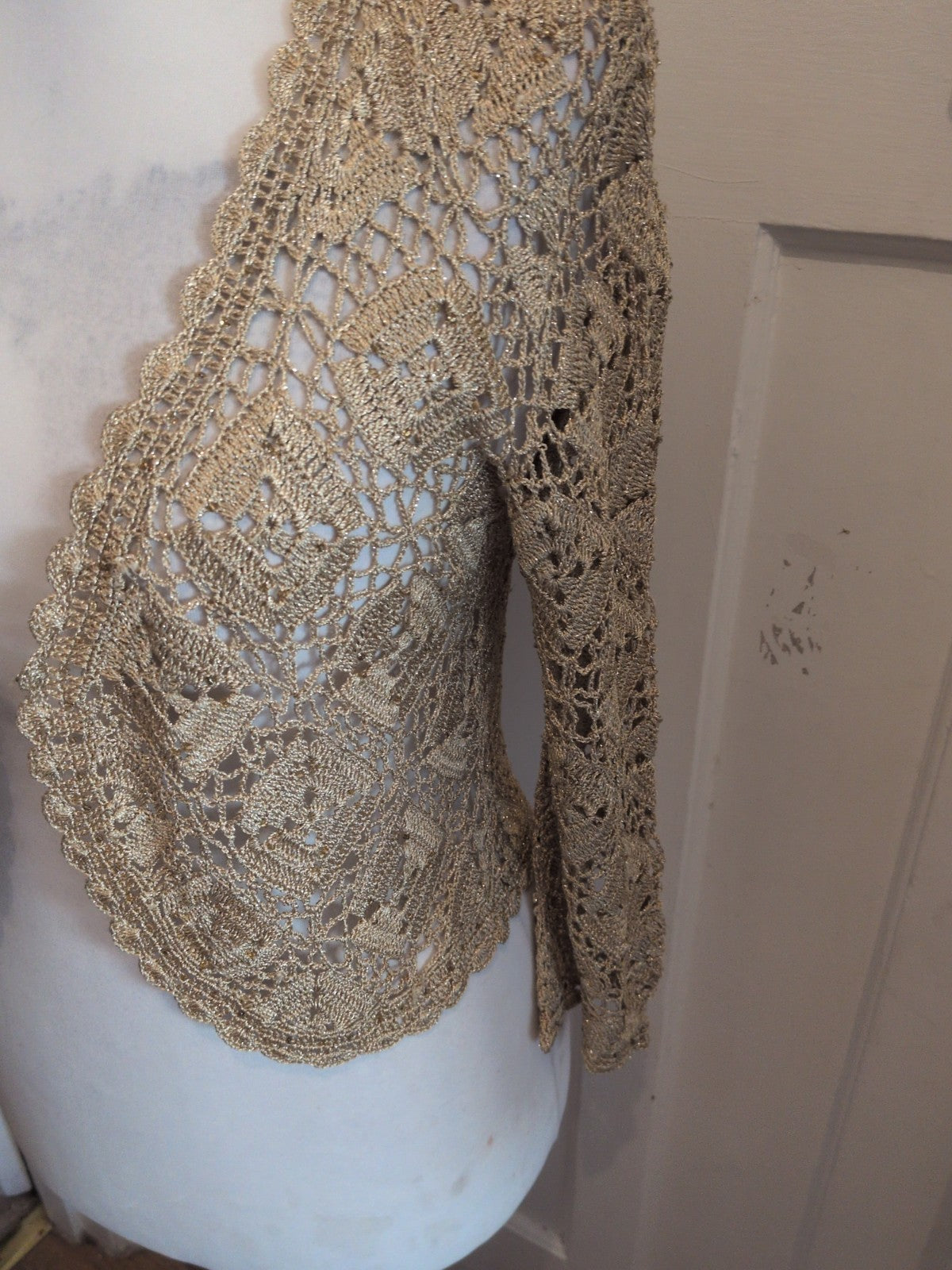 Ladies Size Large Gold Lacey Open Blouse Long Sleeve