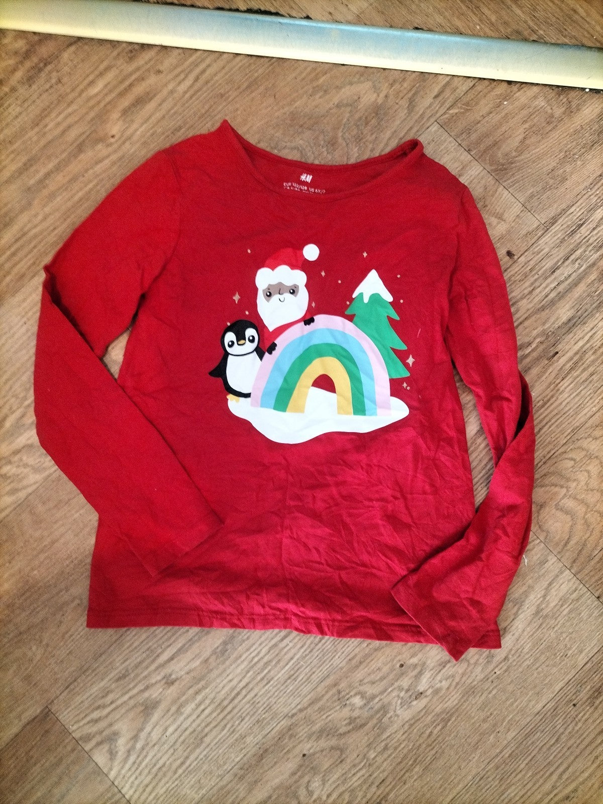 H&M 6-8 Years Red Christmas Long Sleeve Top