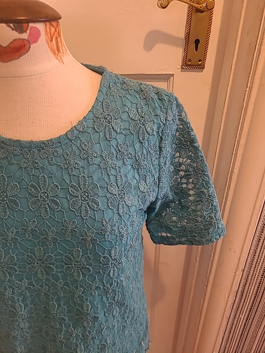 Ladies Emma Blake Size 12 Turquoise Lace Lined Short Sleeved Blouse