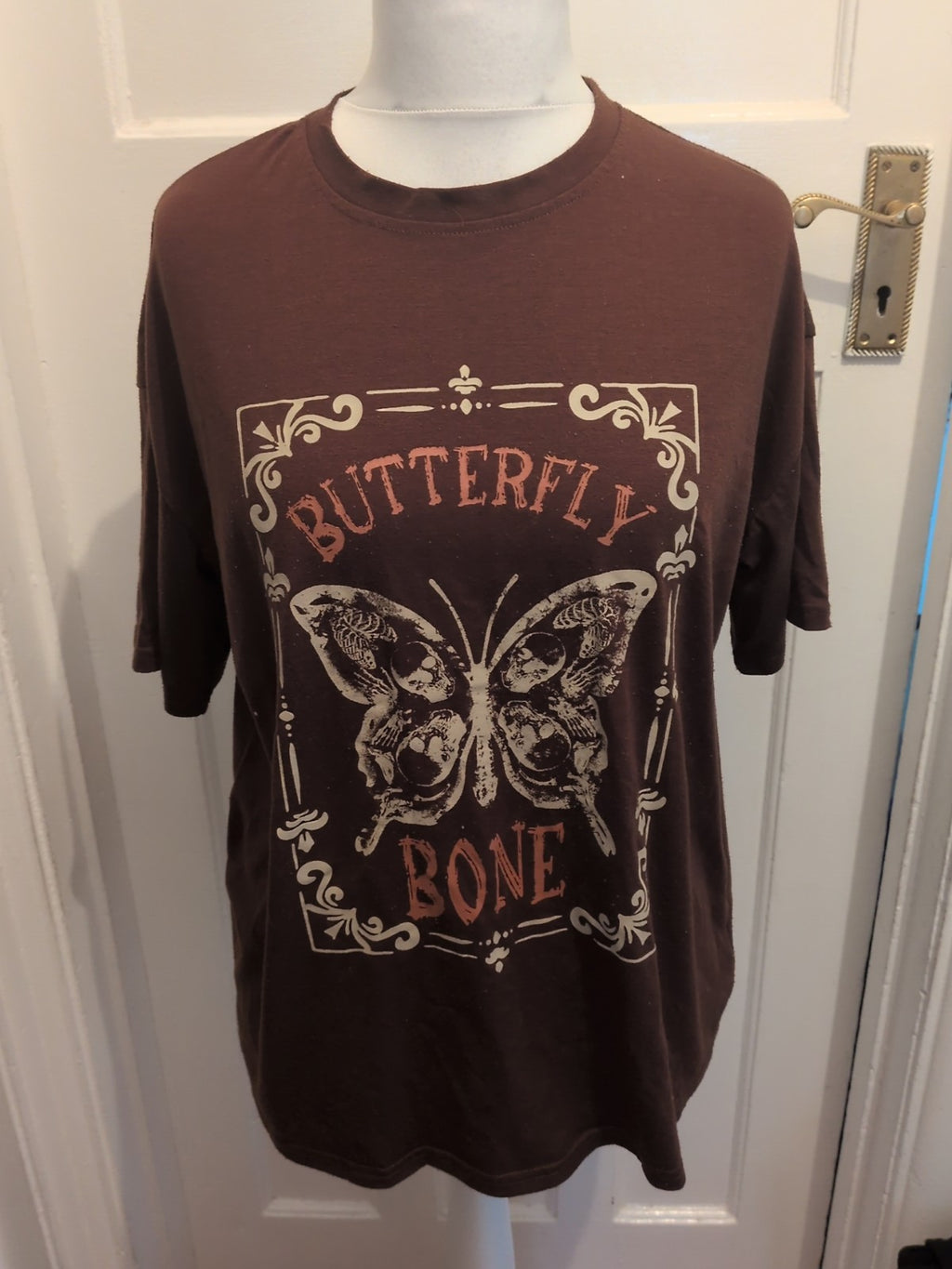 Ladies Romwe Size Small Brown Short Sleeved Printed Tshirt