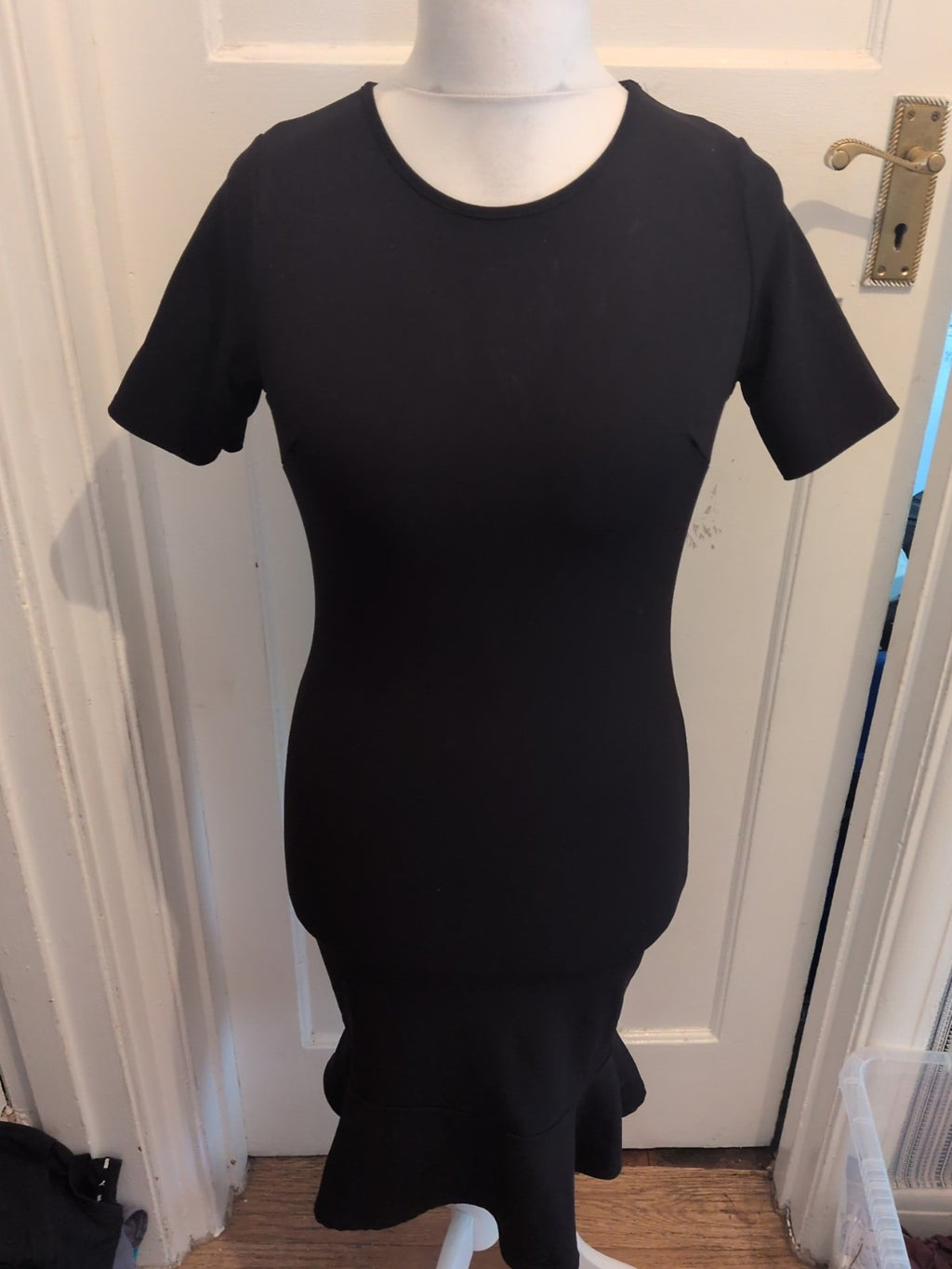 Boohoo 14 Black Short Sleeve Dress