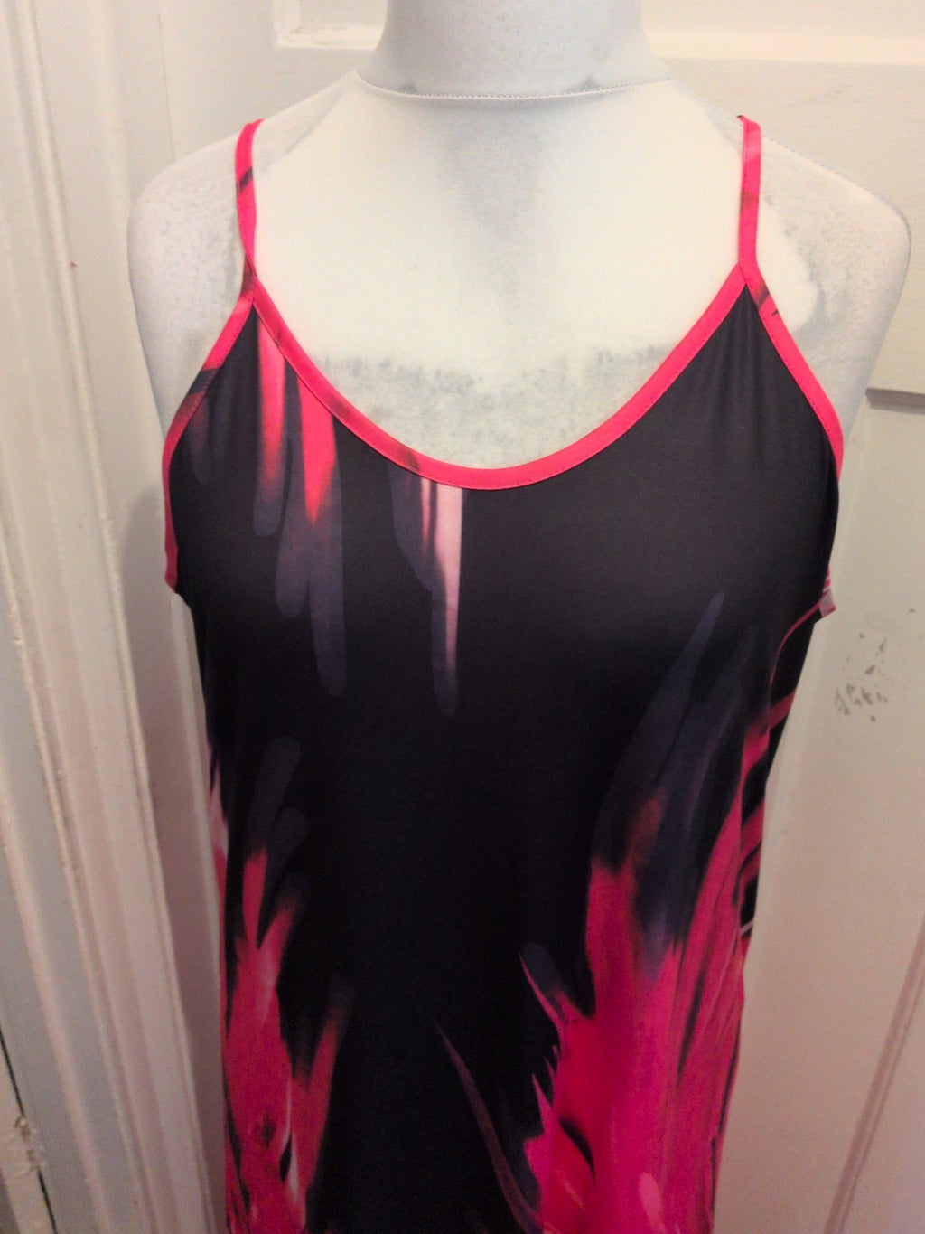 Large Pink And Black Sleeveless Dress Long Length