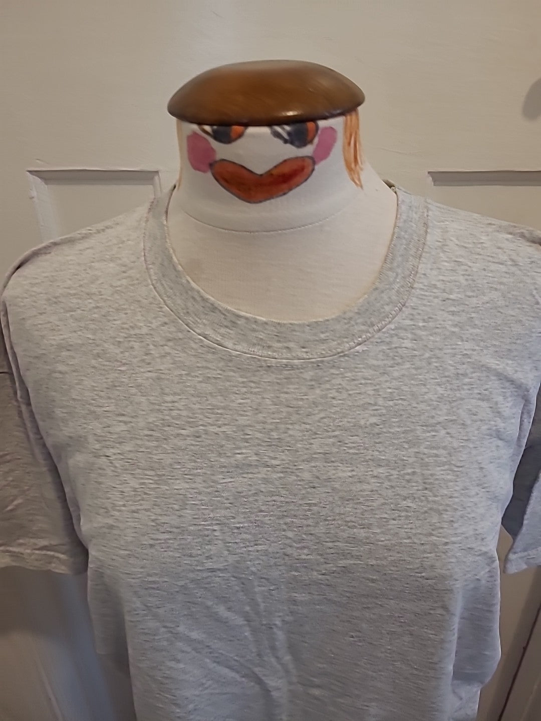 Mens Fruits Of The Loom Size XL Grey Short Sleeved Tshirt