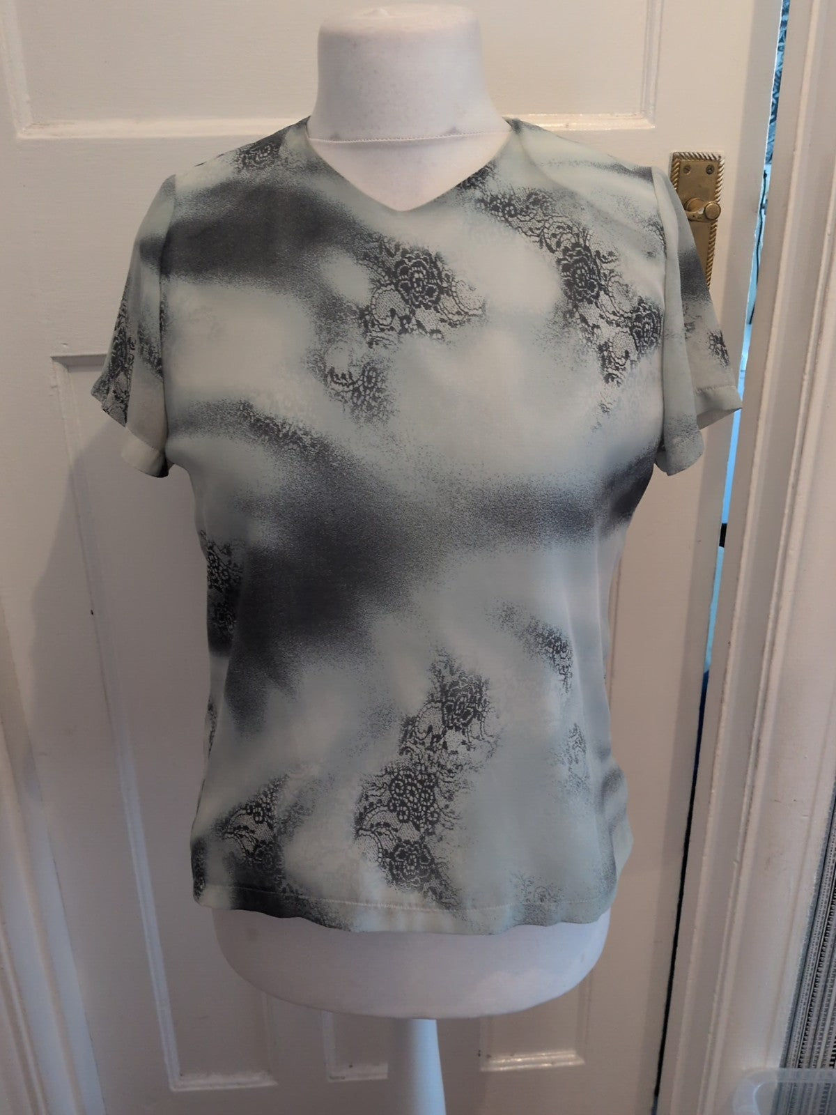 Gold 10 Turquoise Floral Short Sleeve Padded Blouse