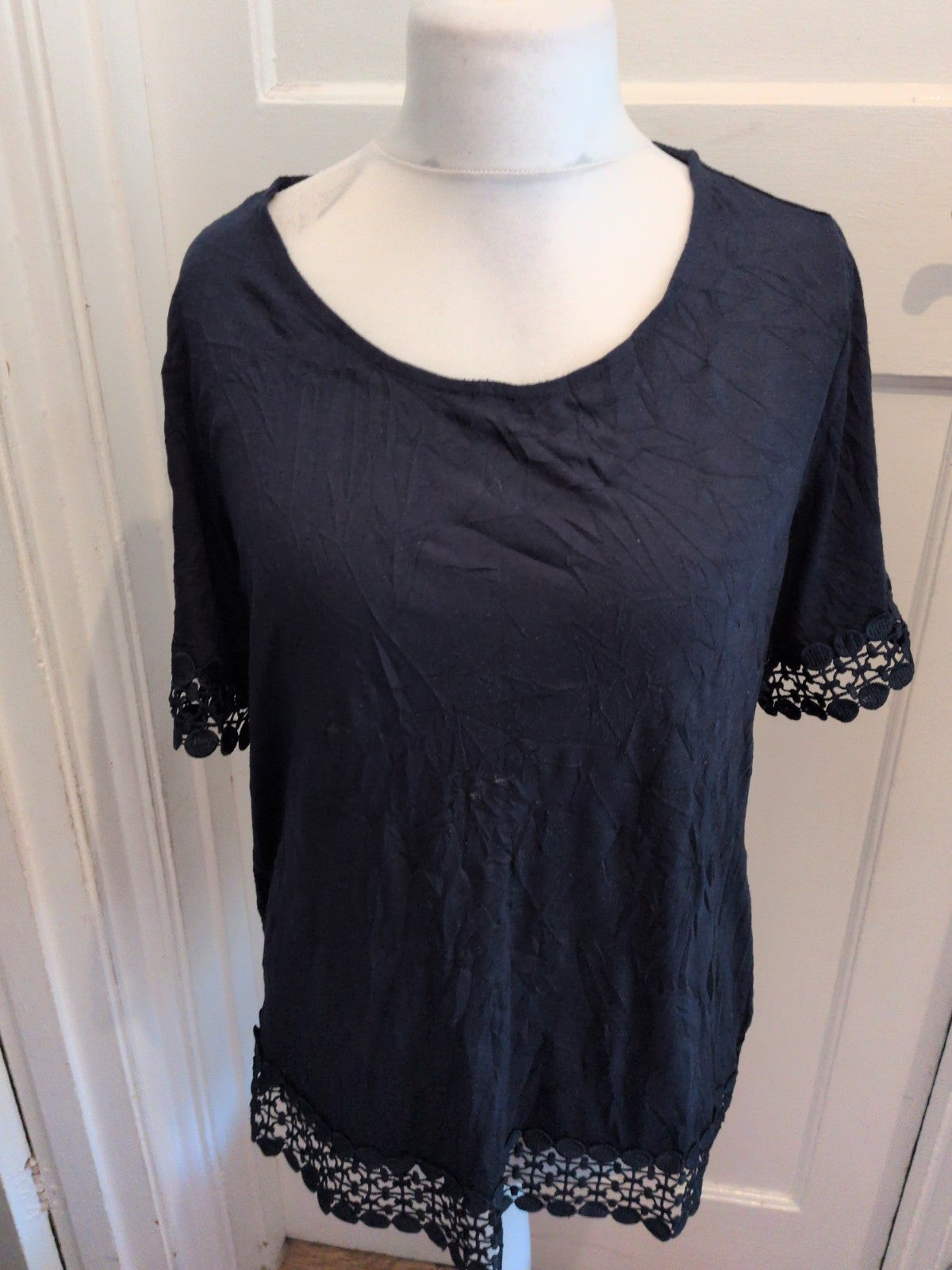 Love Tees 20 Navy Pattern Sleeve Hem Short Sleeve T-shirt