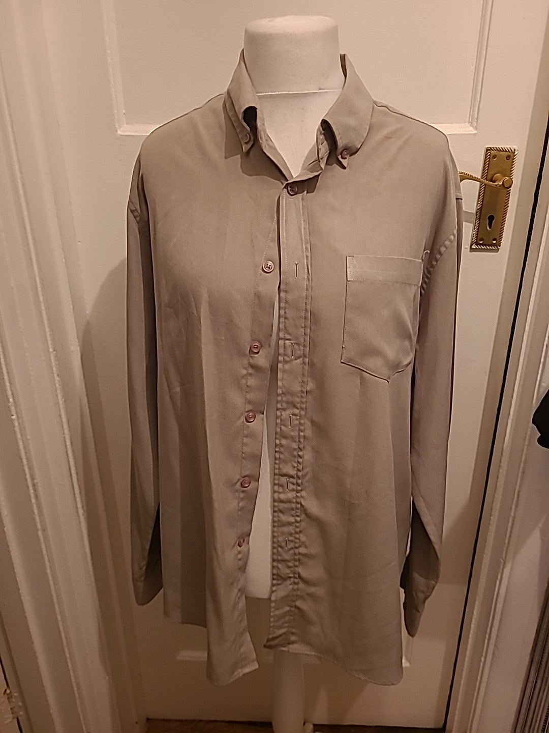 Mens Tu Size XL Mocha Long Sleeved Shirt