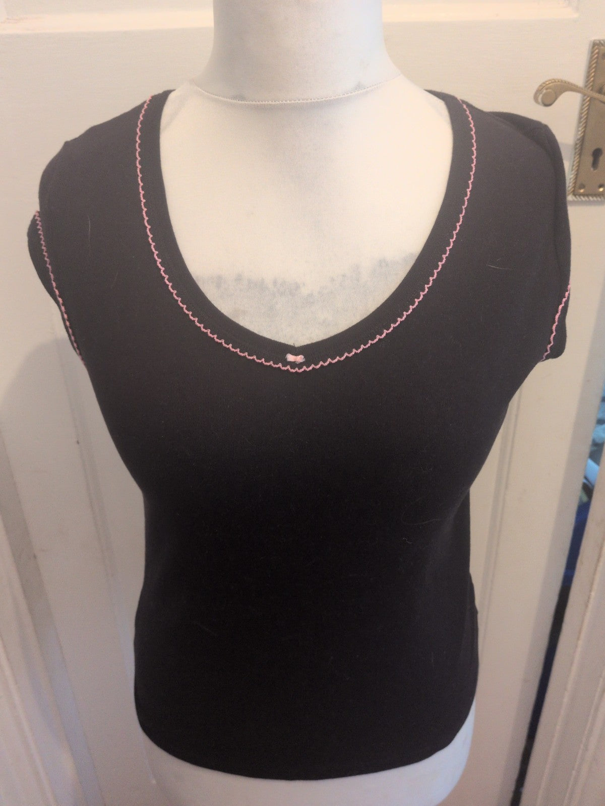 Ladies Marks And Spencer Size 14 Black With Pink Trim Sleeveless Pyjama Top