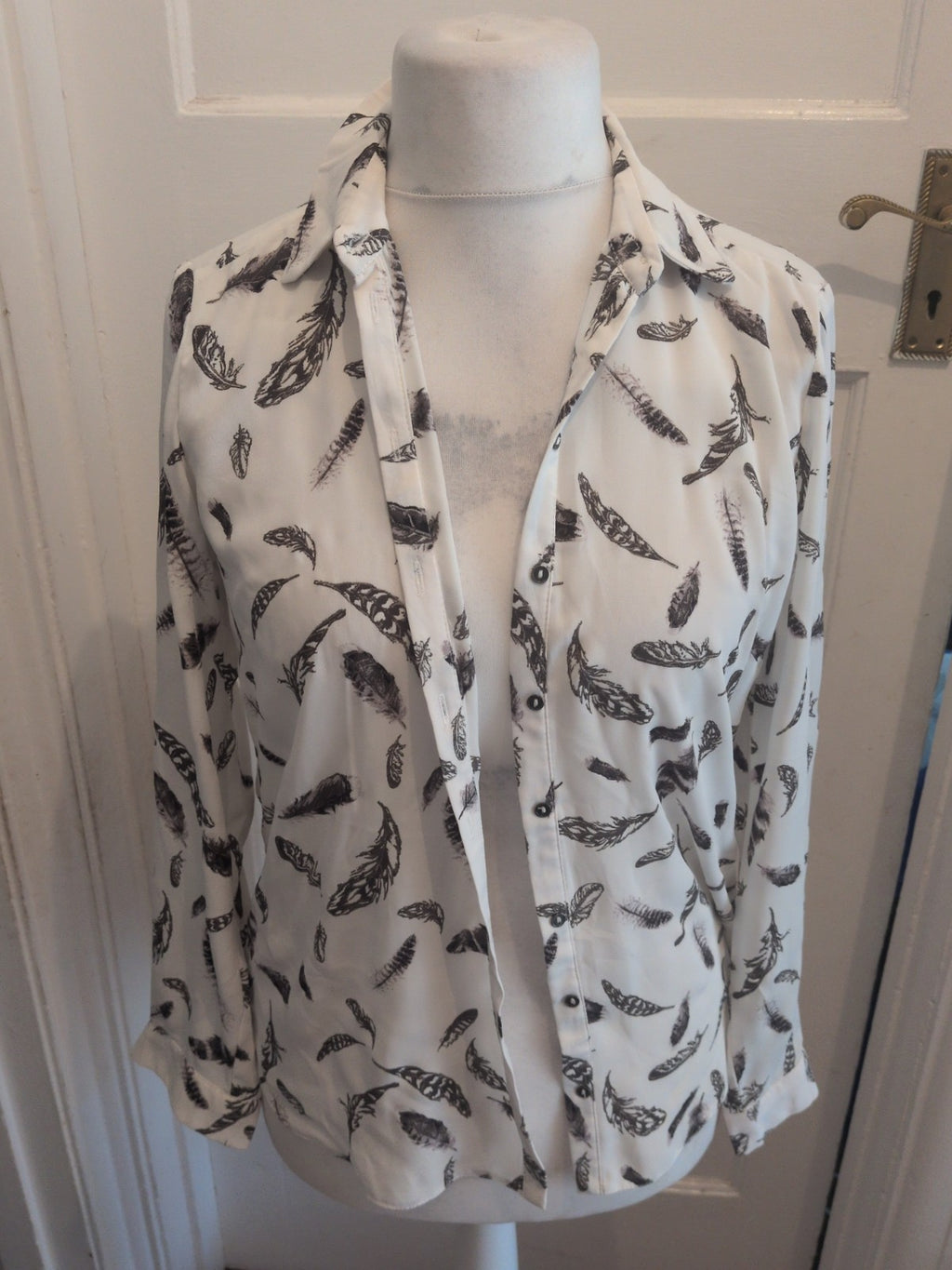 Ladies Long Sleeved Blouse Size 10 George Feathers