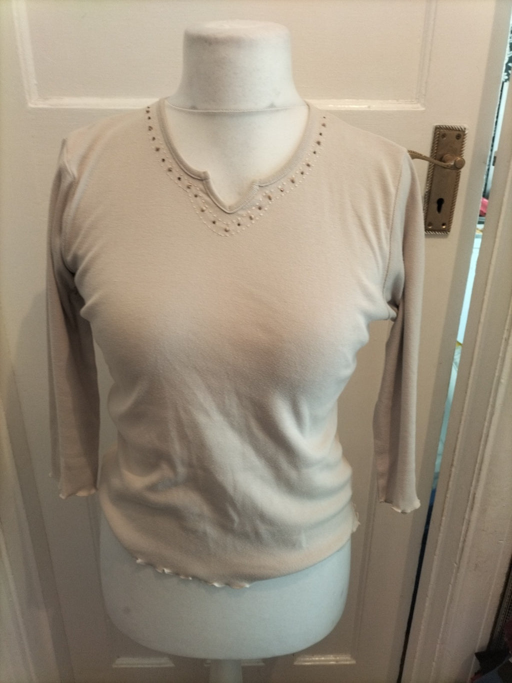 Tigi 10-12 Pale Beige Patterned Neck Long Sleeved Blouse