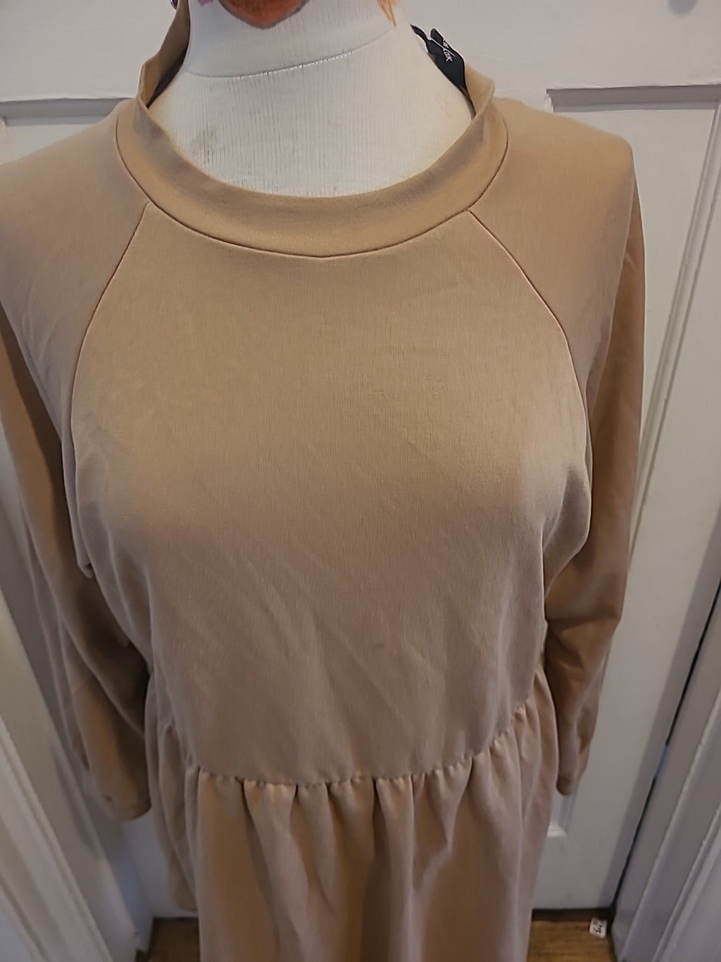 Ladies New Look Size 16 Pale Brown Long Sleeved Dress