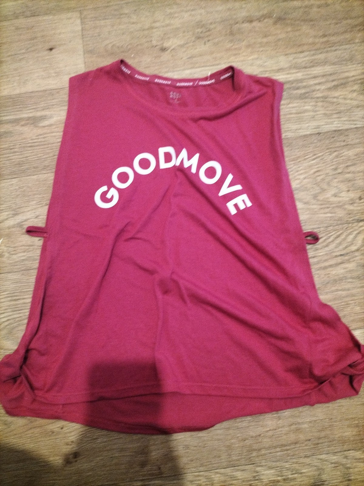 Ladies Goodmove Size 10 Hot Pink Split Sides Tshirt