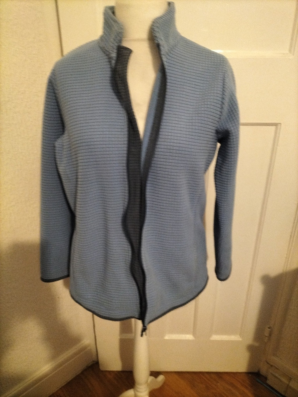 Ladies Cotton Traders Size 16 Blue Textured Check Zipped Jacket