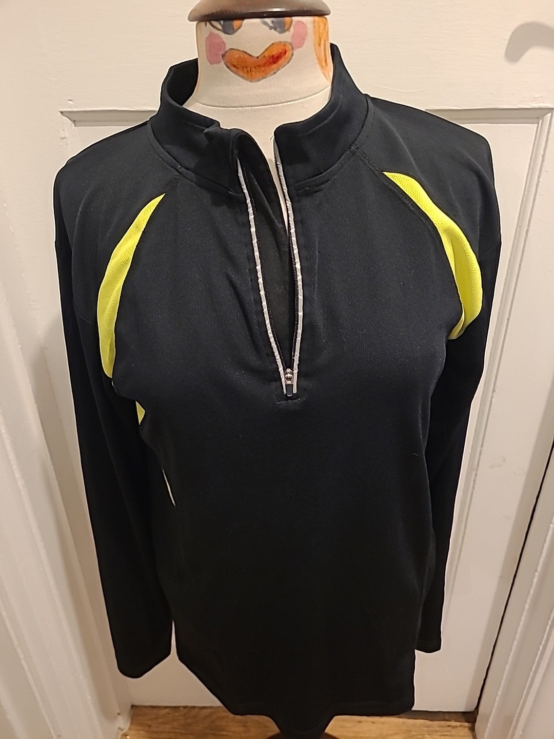 Mens Crane Size Small Black And Lime Long Sleeved Top