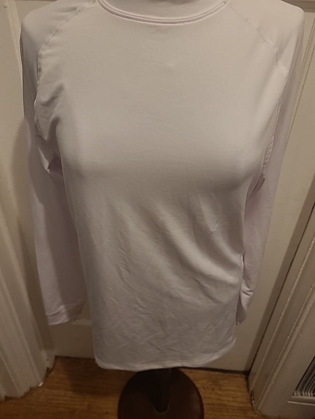 Mens Crane Size Small White Long Sleeved Under Armour