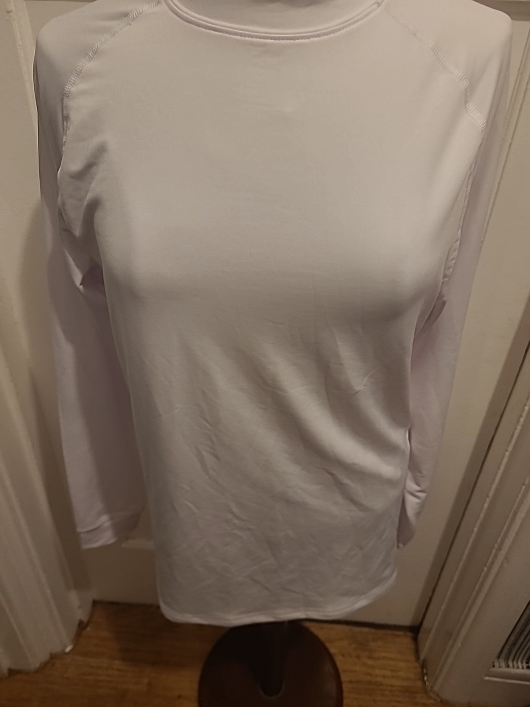 Mens Crane Size Small White Long Sleeved Under Armour
