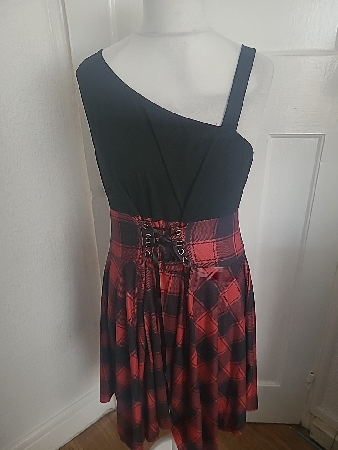 Shein 2XL Red And Black Check Sleeveless Dress