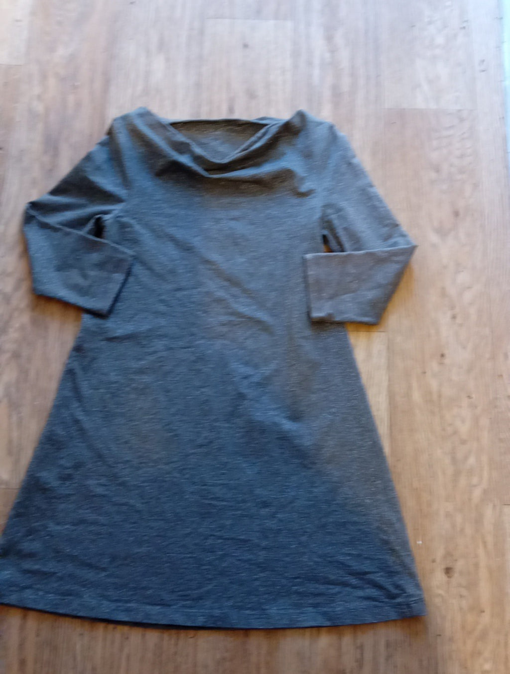 Ladies Topshop Size 8 Silver Shimmer Mid Sleeved Dress