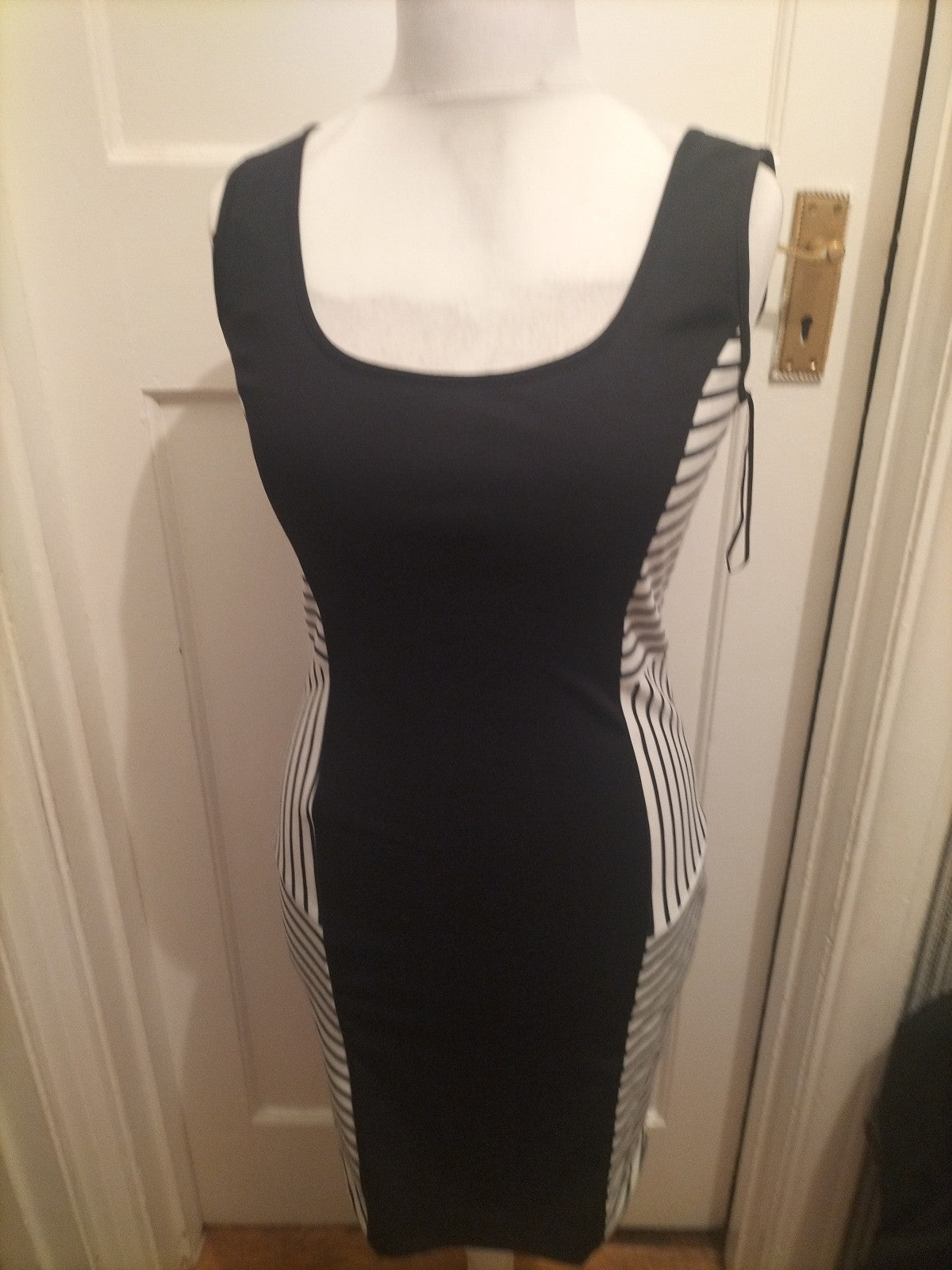 Ladies Zara Size L Black And White Striped Sleeveless Dress