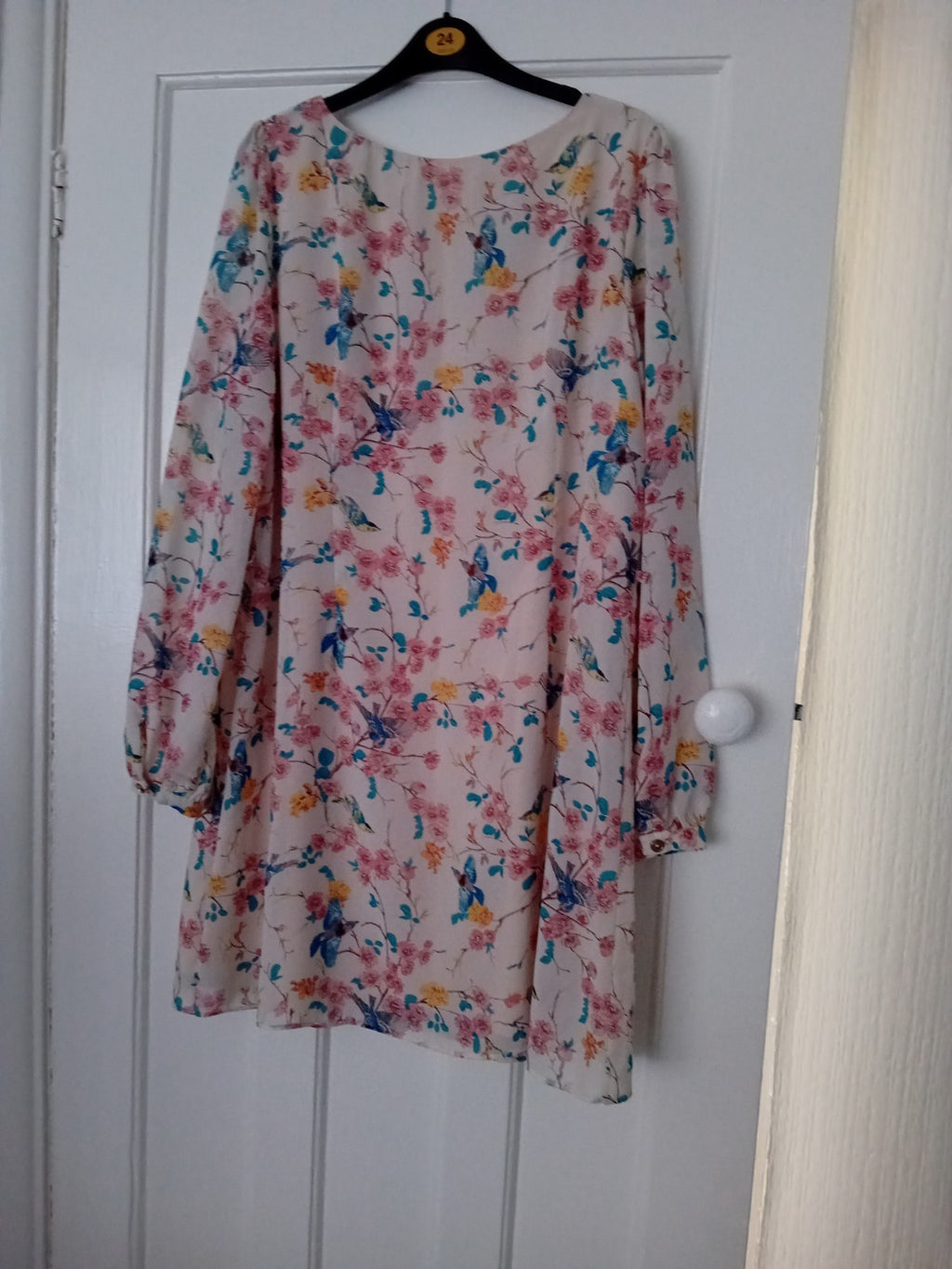 Ladies Short Floral Dress Atmosphere Size 16 Lined Long Chiffon Sleeves Free...