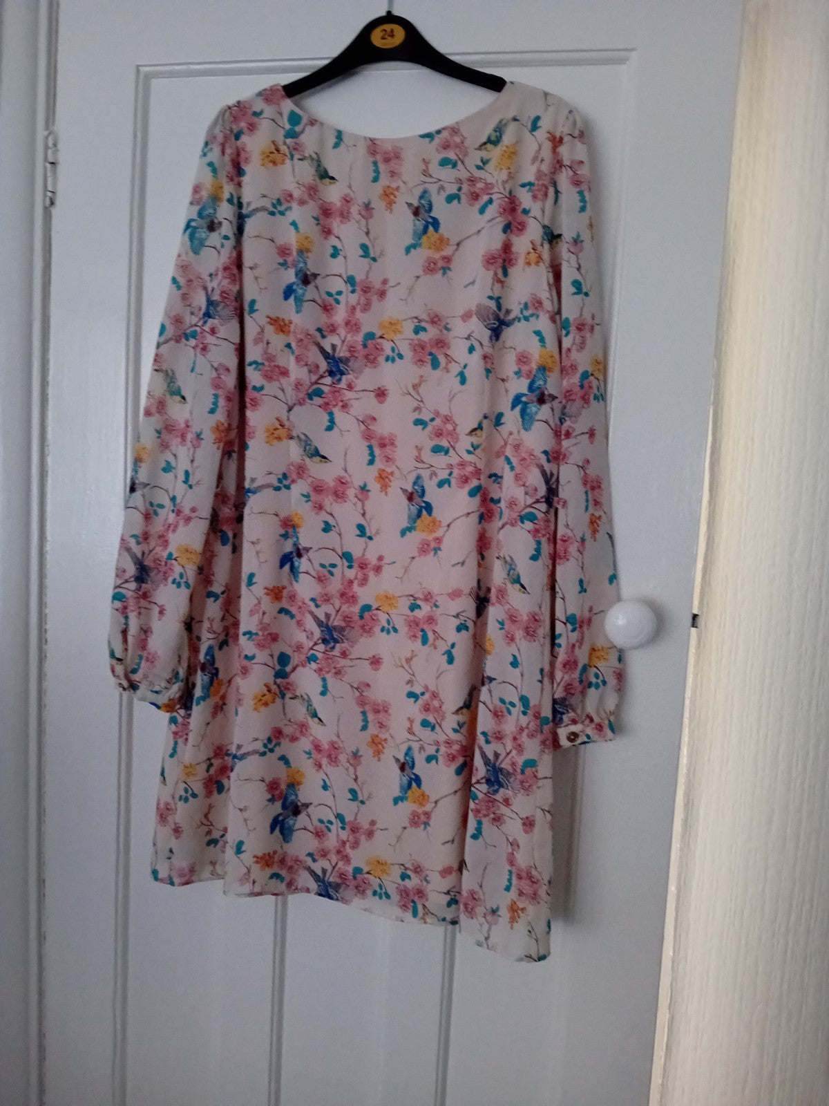 Ladies Short Floral Dress Atmosphere Size 16 Lined Long Chiffon Sleeves Free...