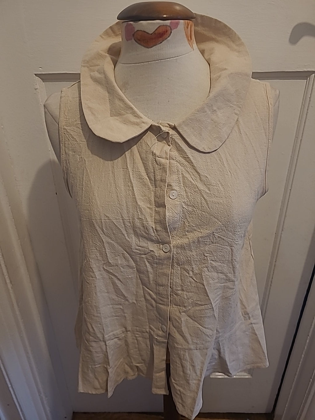 Ladies Size Small Beige Collared Sleeveless Blouse