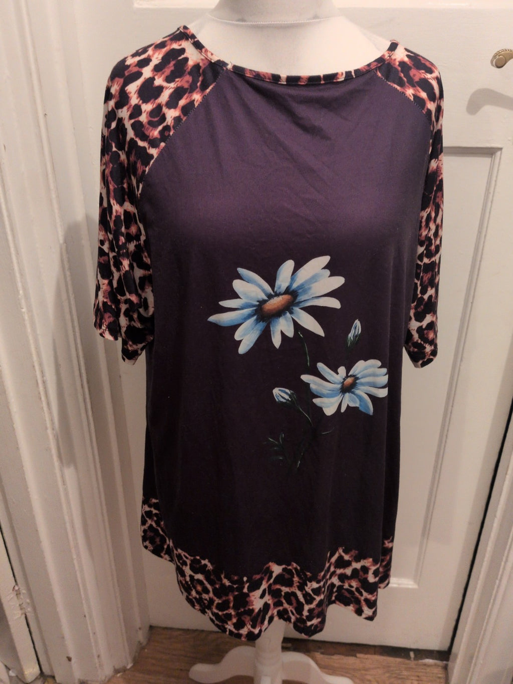 4XL Leopard Print Trim With Black Floral Short Sleeve T-shirt Blouse